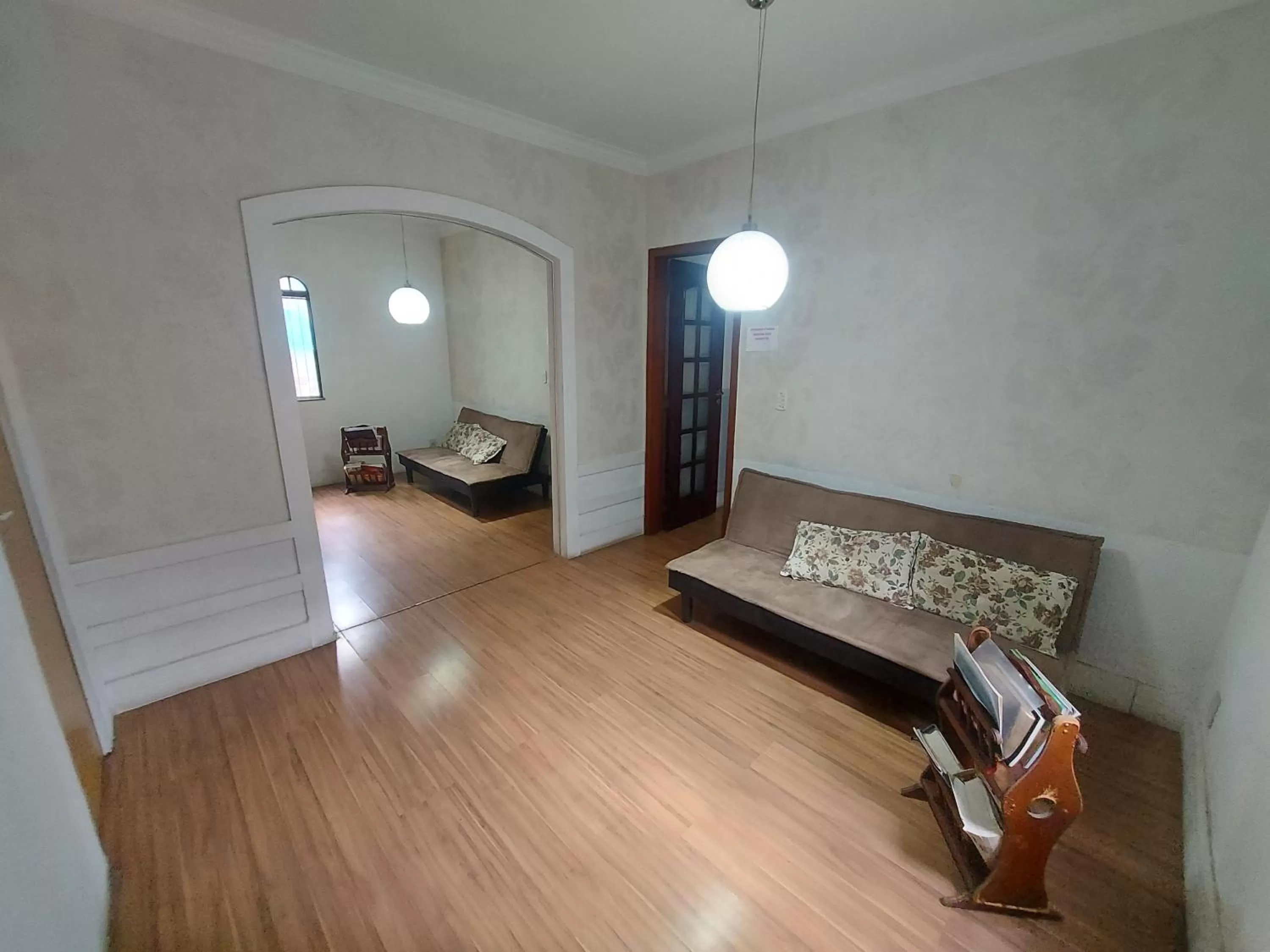 Seating area, Bed in Pousada Casa Familia