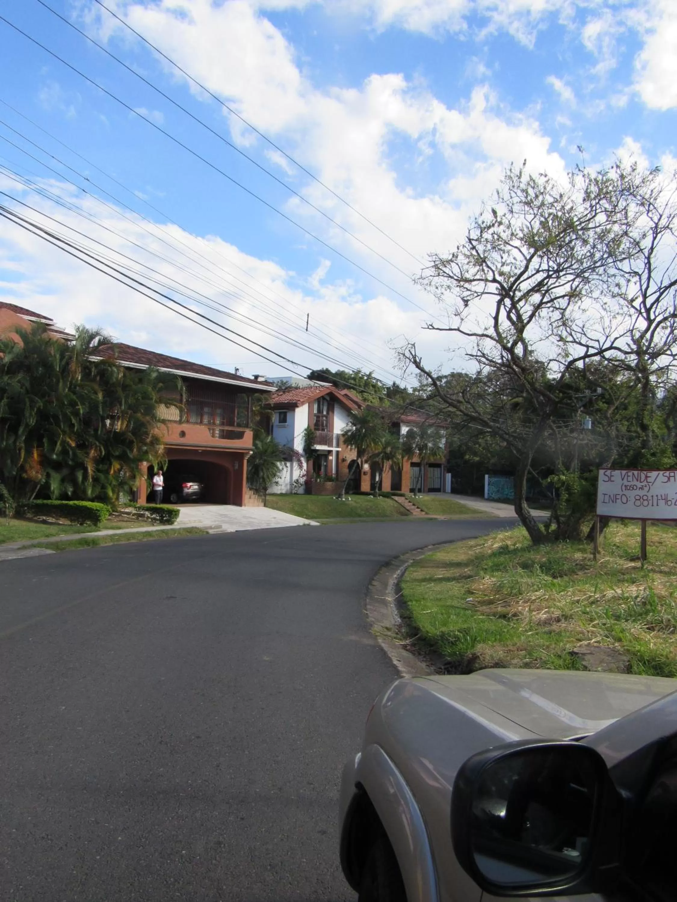 People in Cariari Bed & Breakfast