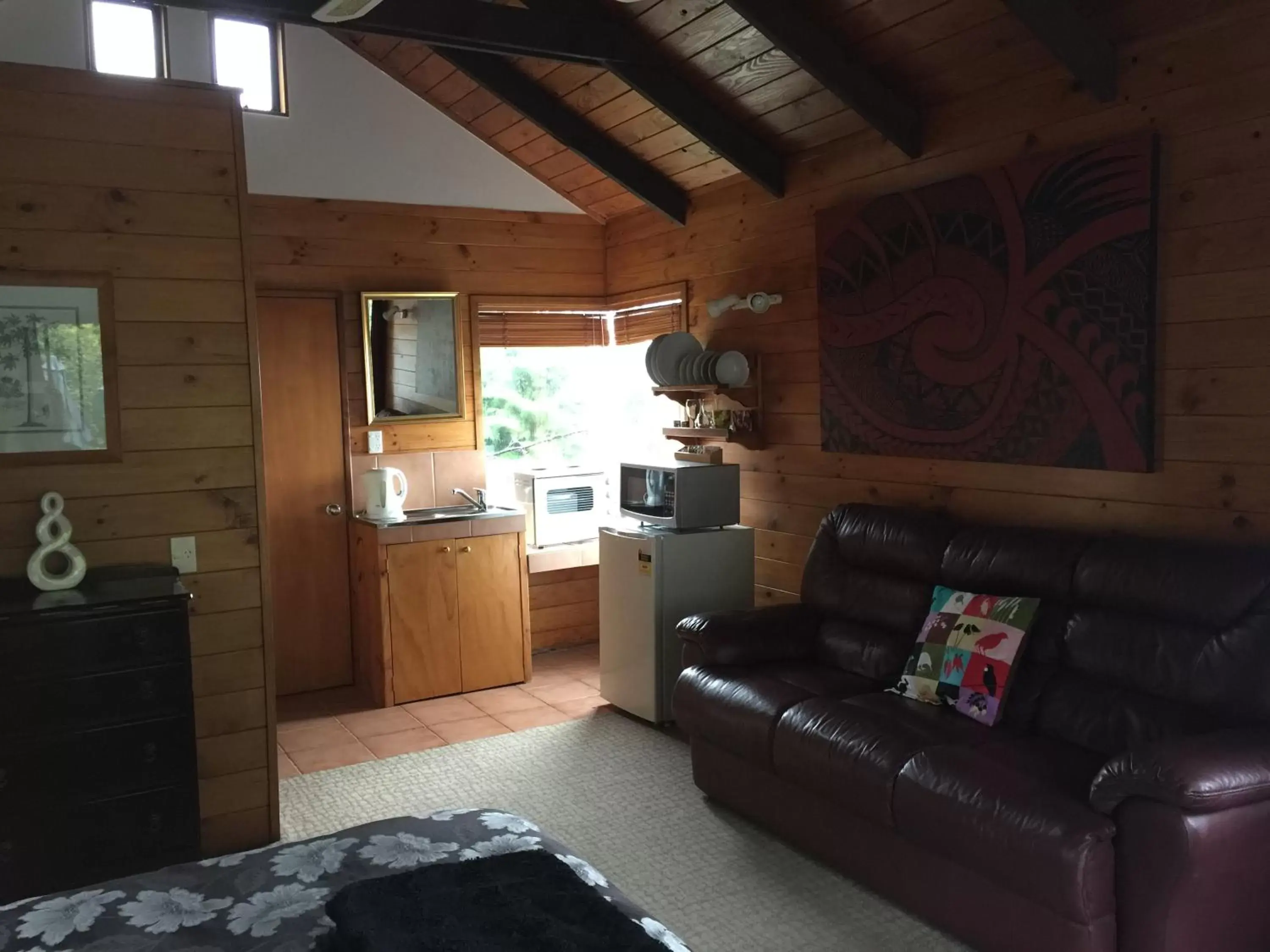 Kitchen or kitchenette in Grafton Cottage & Chalets Kitchen or kitchenette in Grafton Cottage & Chalets