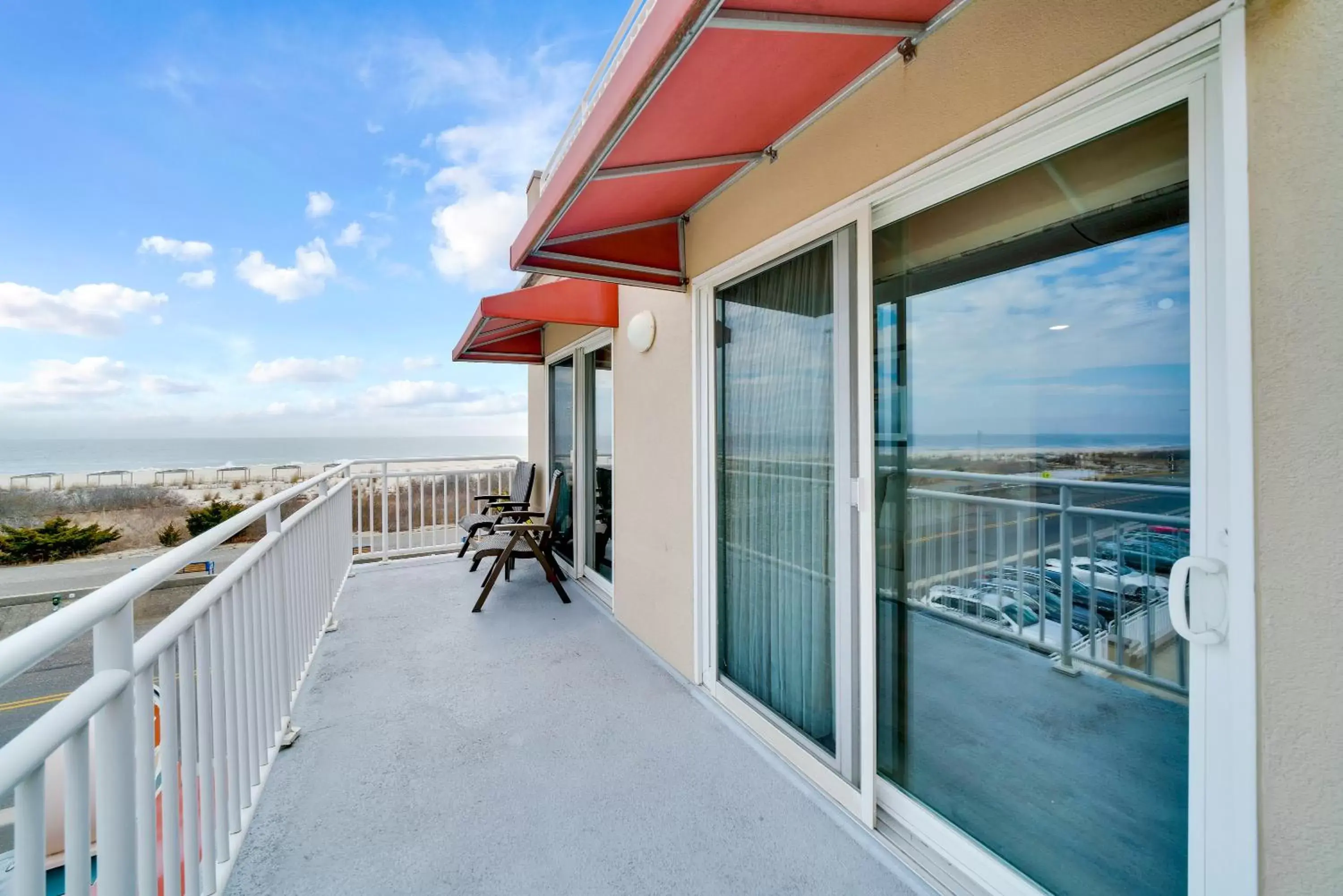 Balcony/Terrace in Montreal Beach Resort