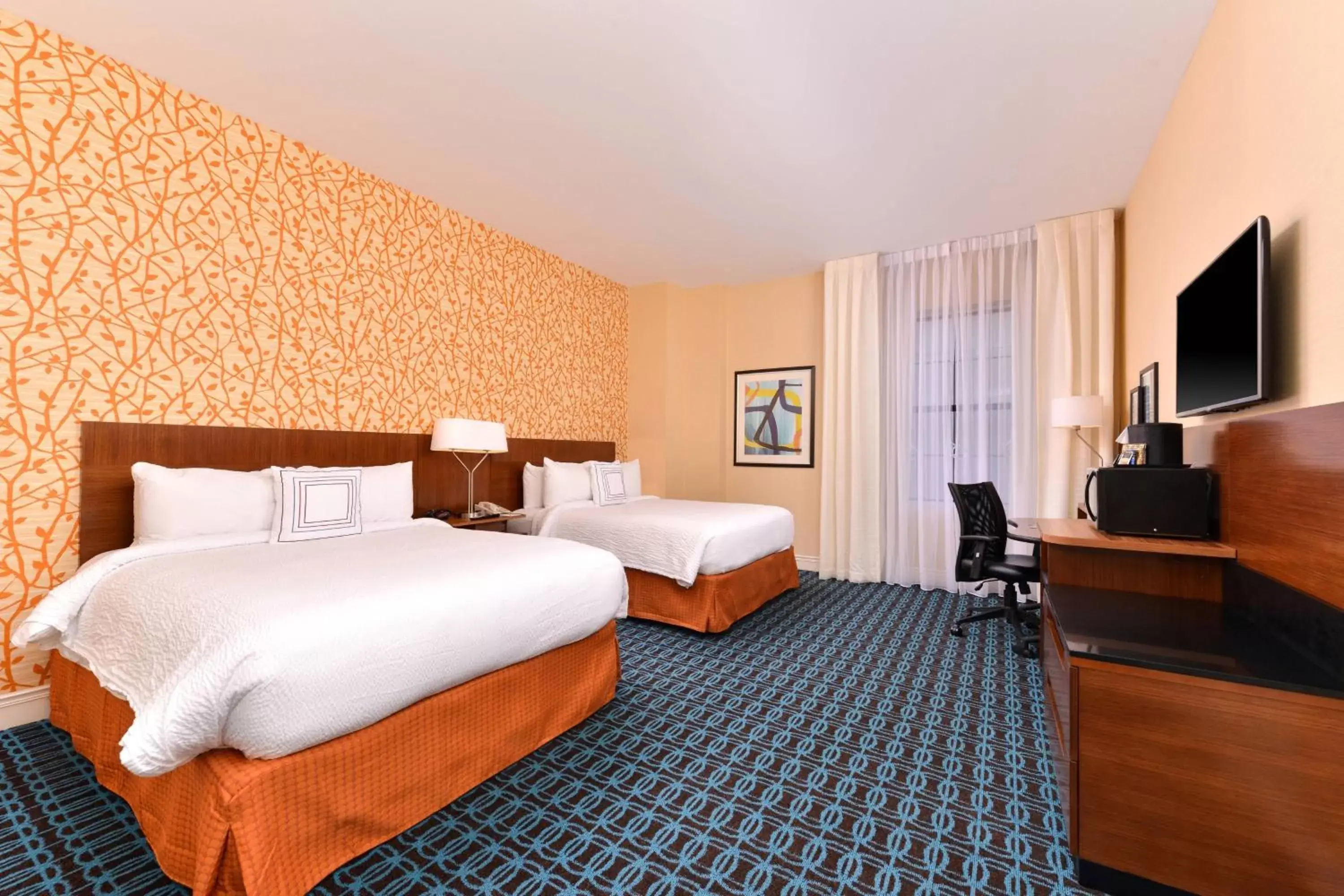 Photo of the whole room, Bed in Fairfield Inn & Suites by Marriott Albany Downtown