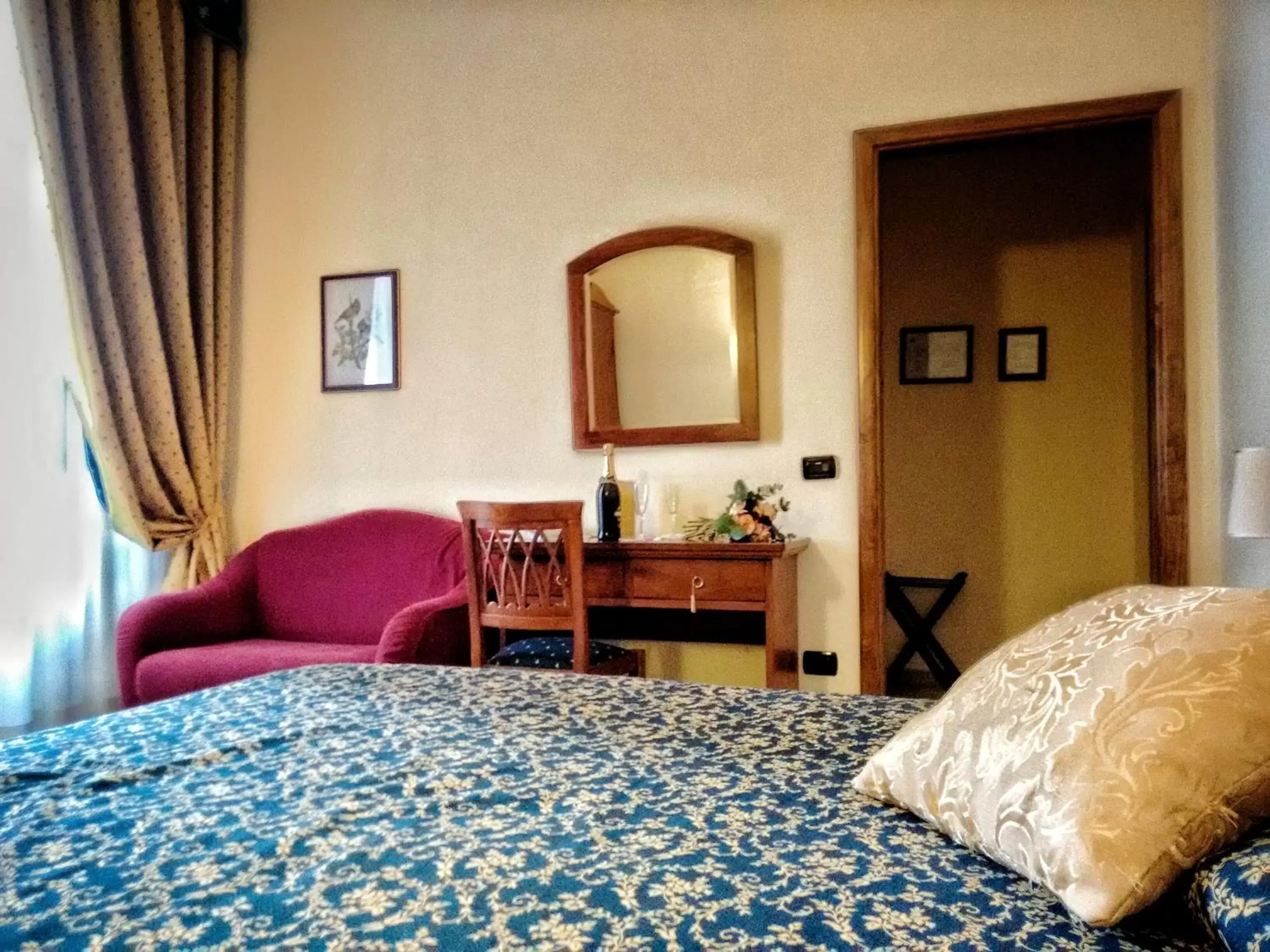 Bed in Hotel Il Cavalier D'Arpino