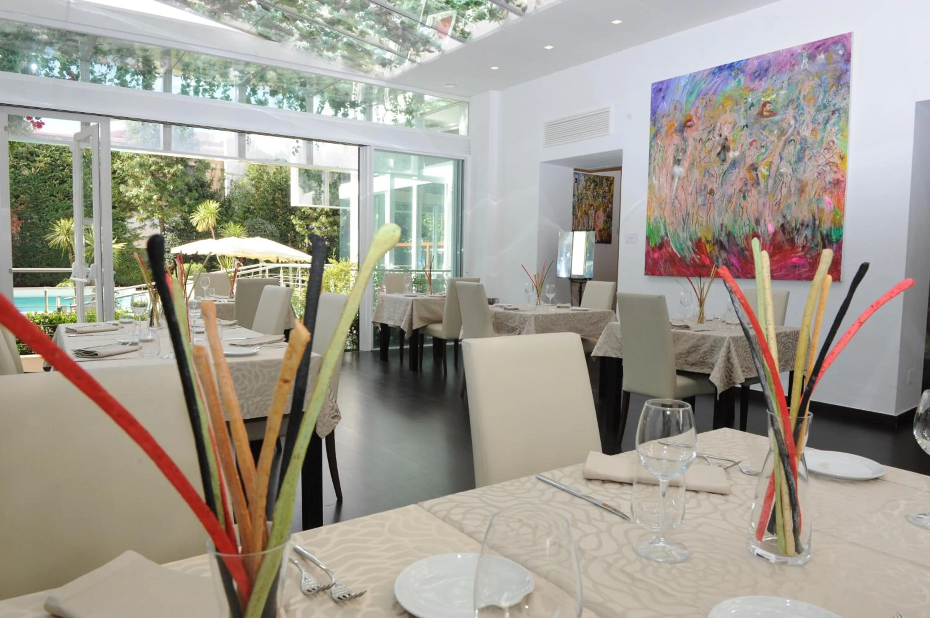 Restaurant/places to eat in Villa Maria Cristina