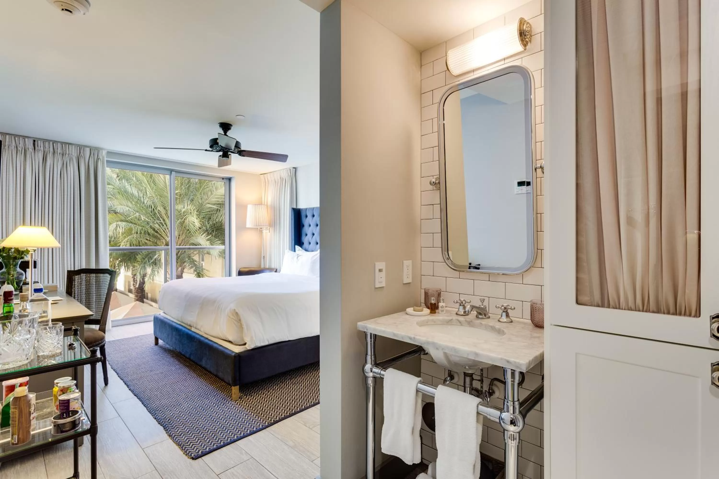 Bedroom, Bed in The Plymouth South Beach