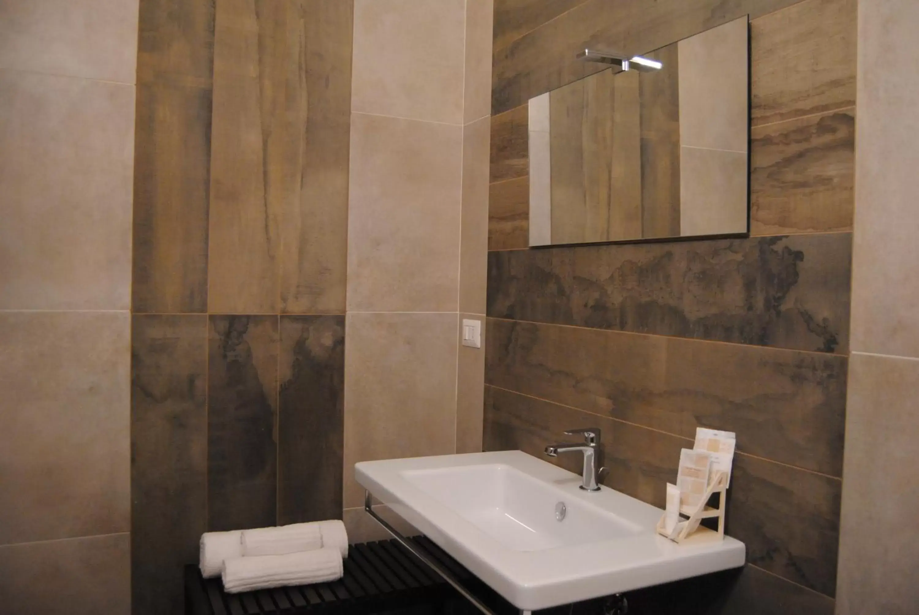 Double Room - single occupancy in B&B LEI Double Room - single occupancy in B&B LEI