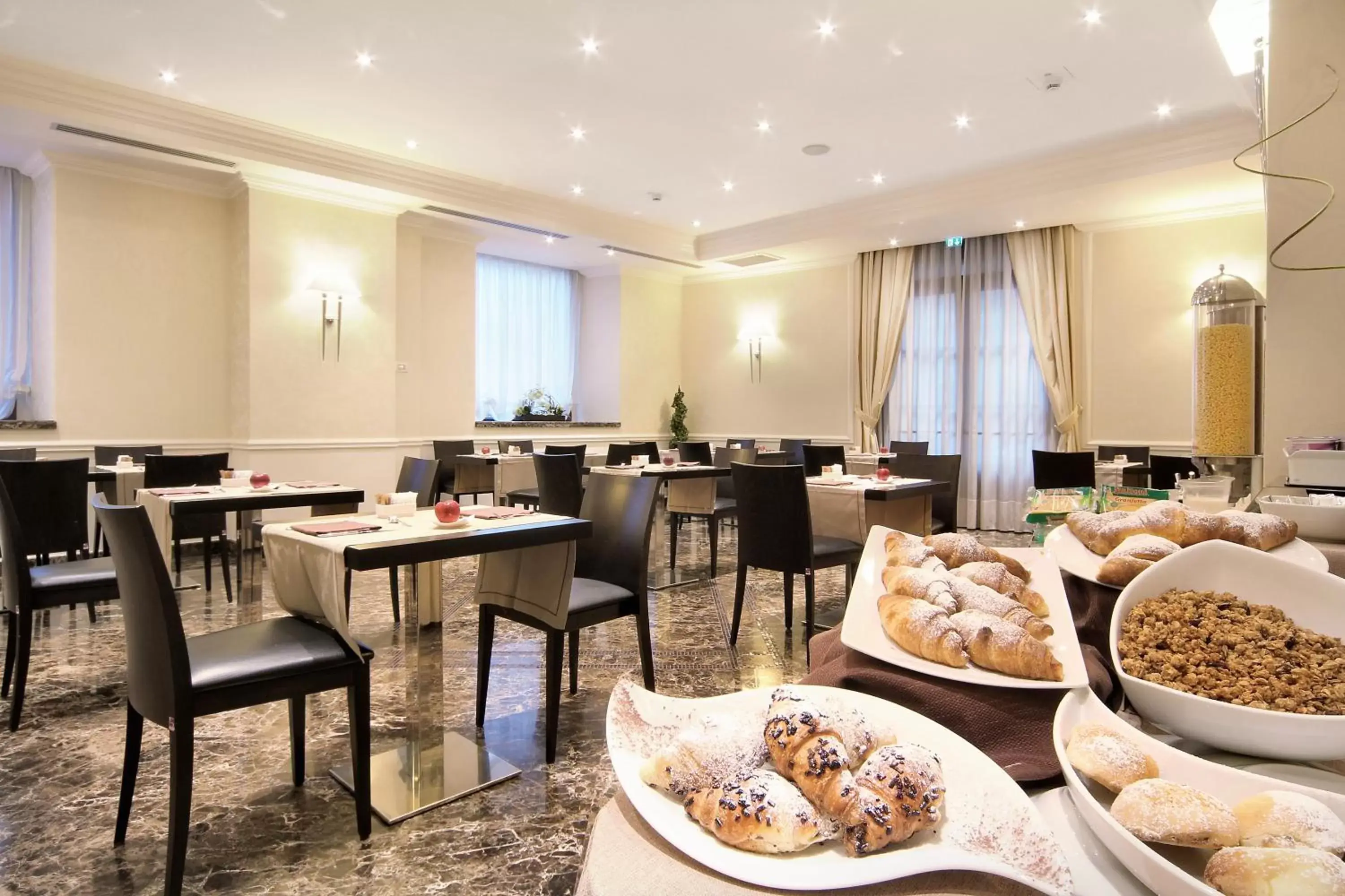 Restaurant/Places to Eat in Il Principe Hotel Catania