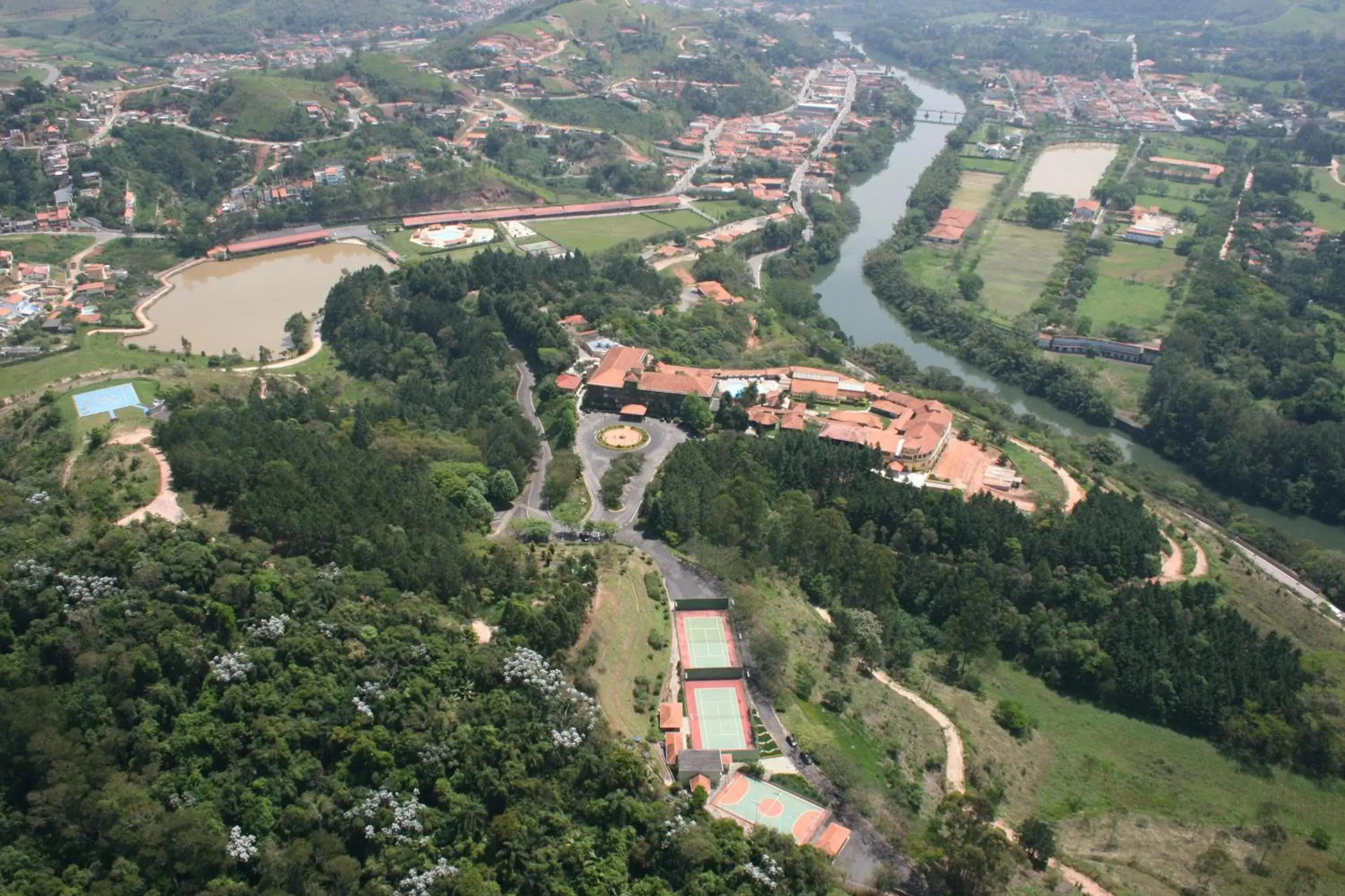 Property building, Bird's-eye View in Guararema Parque Hotel