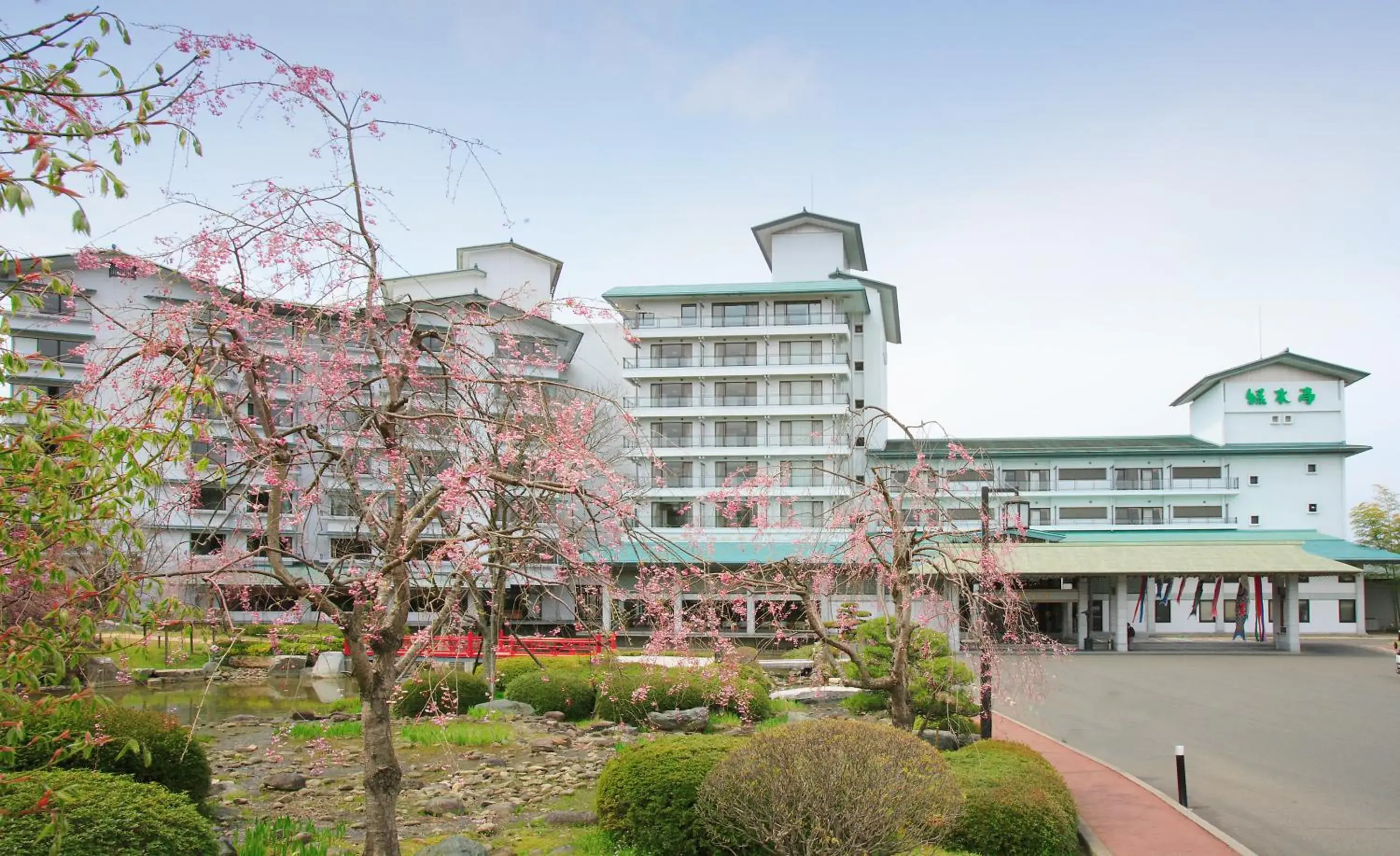 Day, Property Building in Ryokusuitei