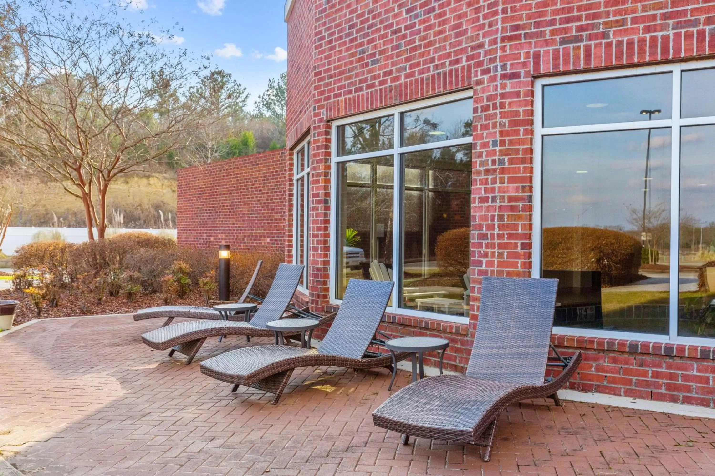 Patio in Hilton Garden Inn Starkville