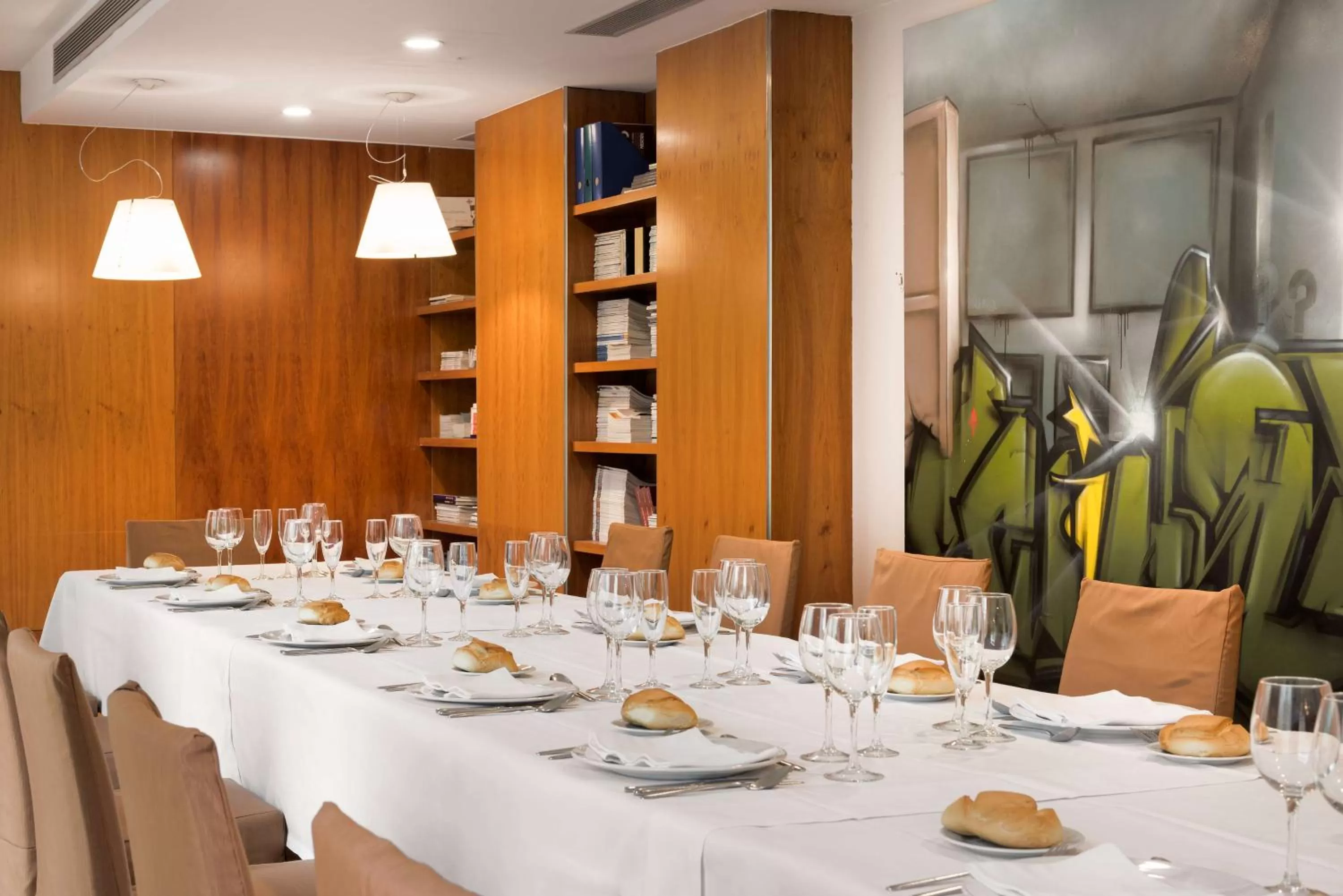 Restaurant/places to eat in NH Zamora Palacio del Duero