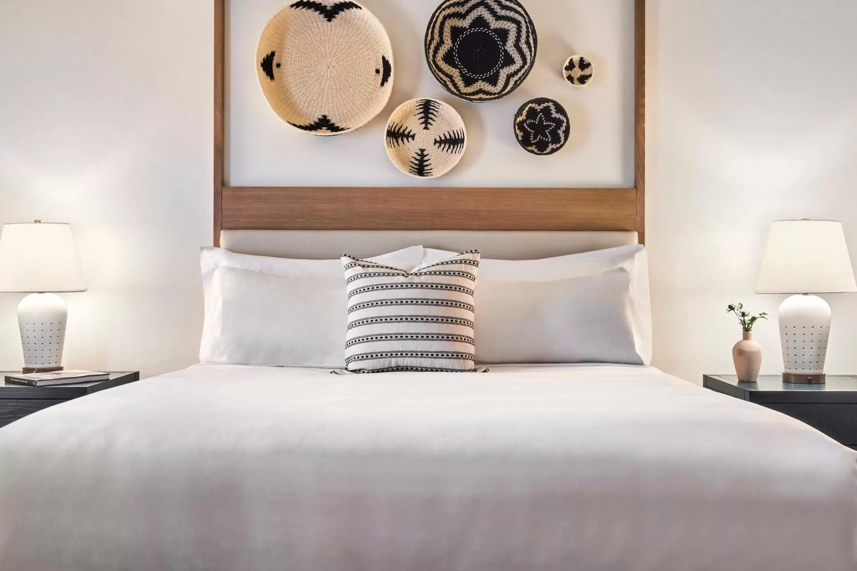 Bedroom, Bed in Omni Tucson National Resort