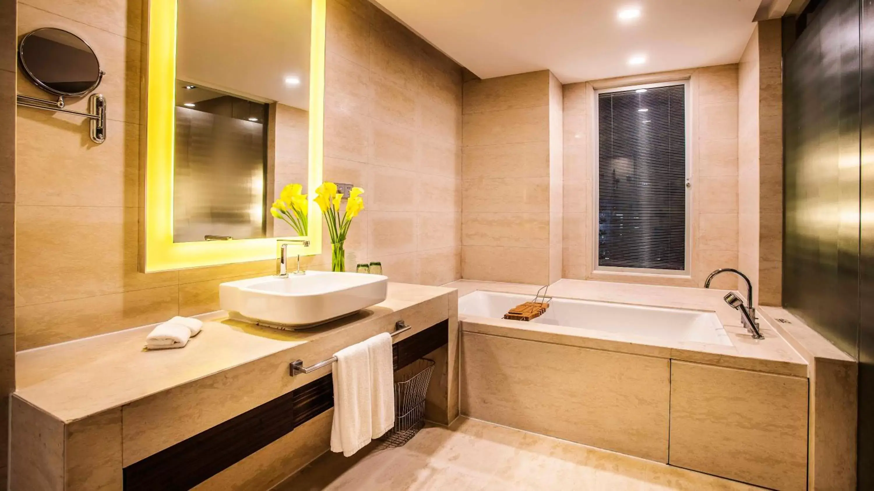 Bathroom in Holiday Inn Nanchang Riverside, an IHG Hotel