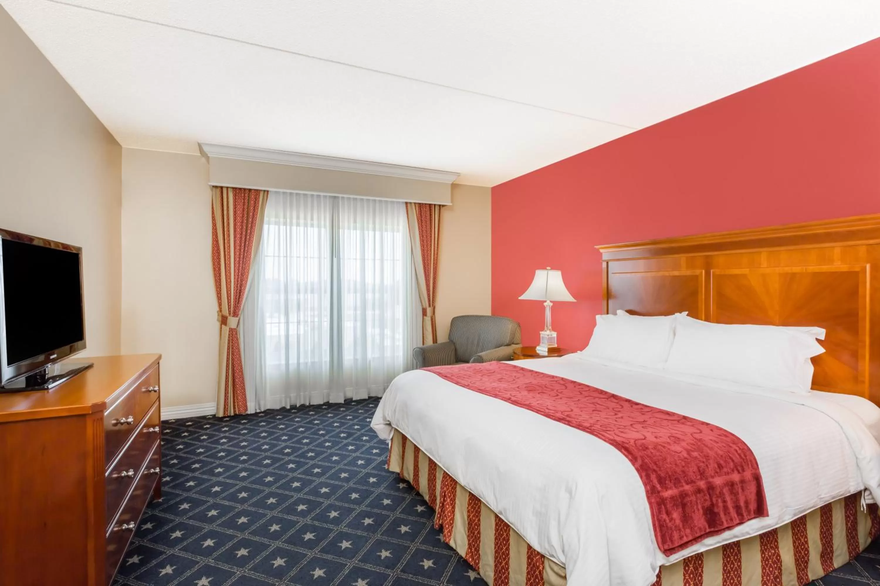 King Room - Hearing Impaired and Mobility Access/Non-Smoking in Wyndham Gettysburg