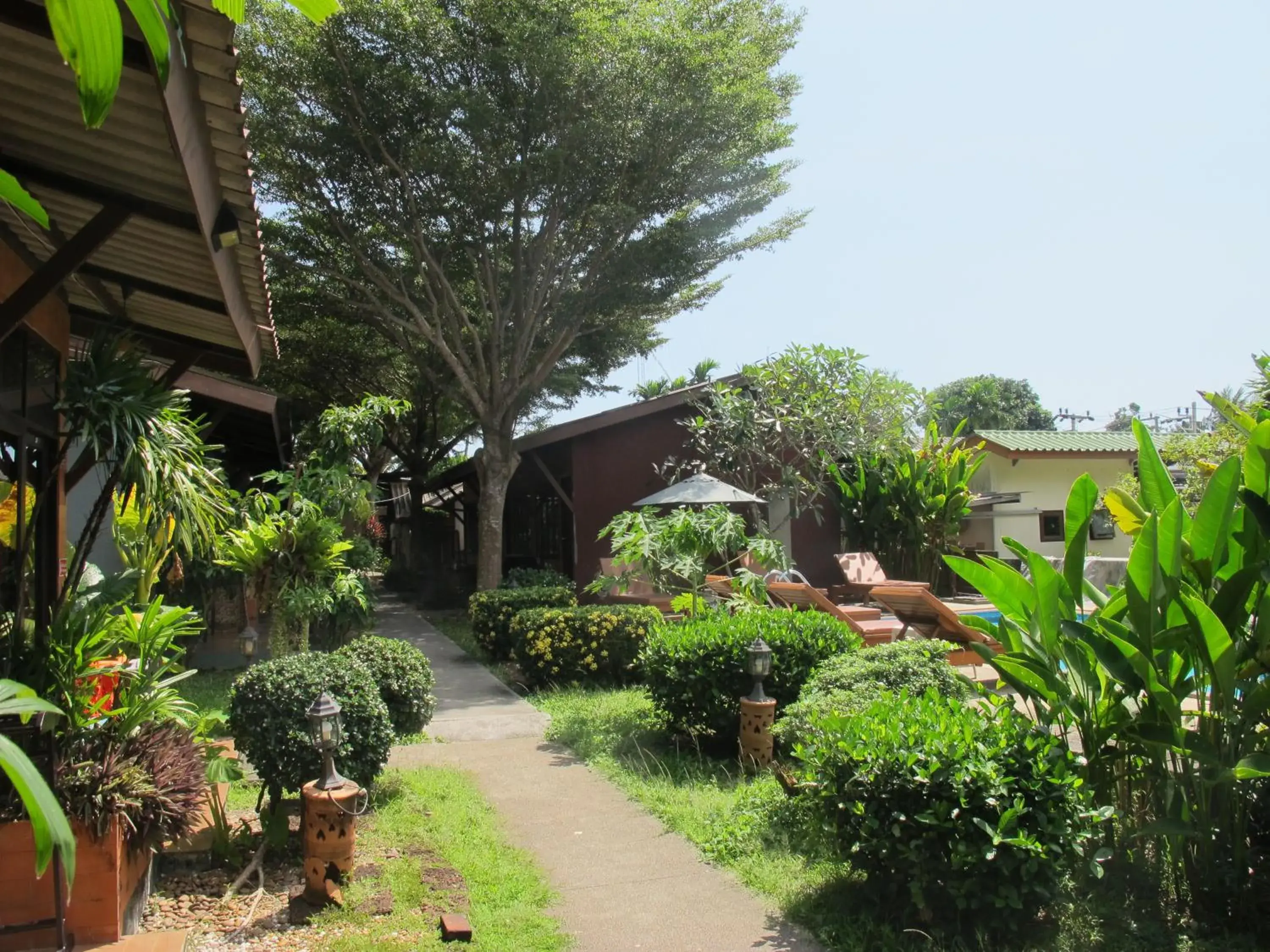 Property building in Phuket Siam Villas - SHA PLUS Property building in Phuket Siam Villas - SHA PLUS