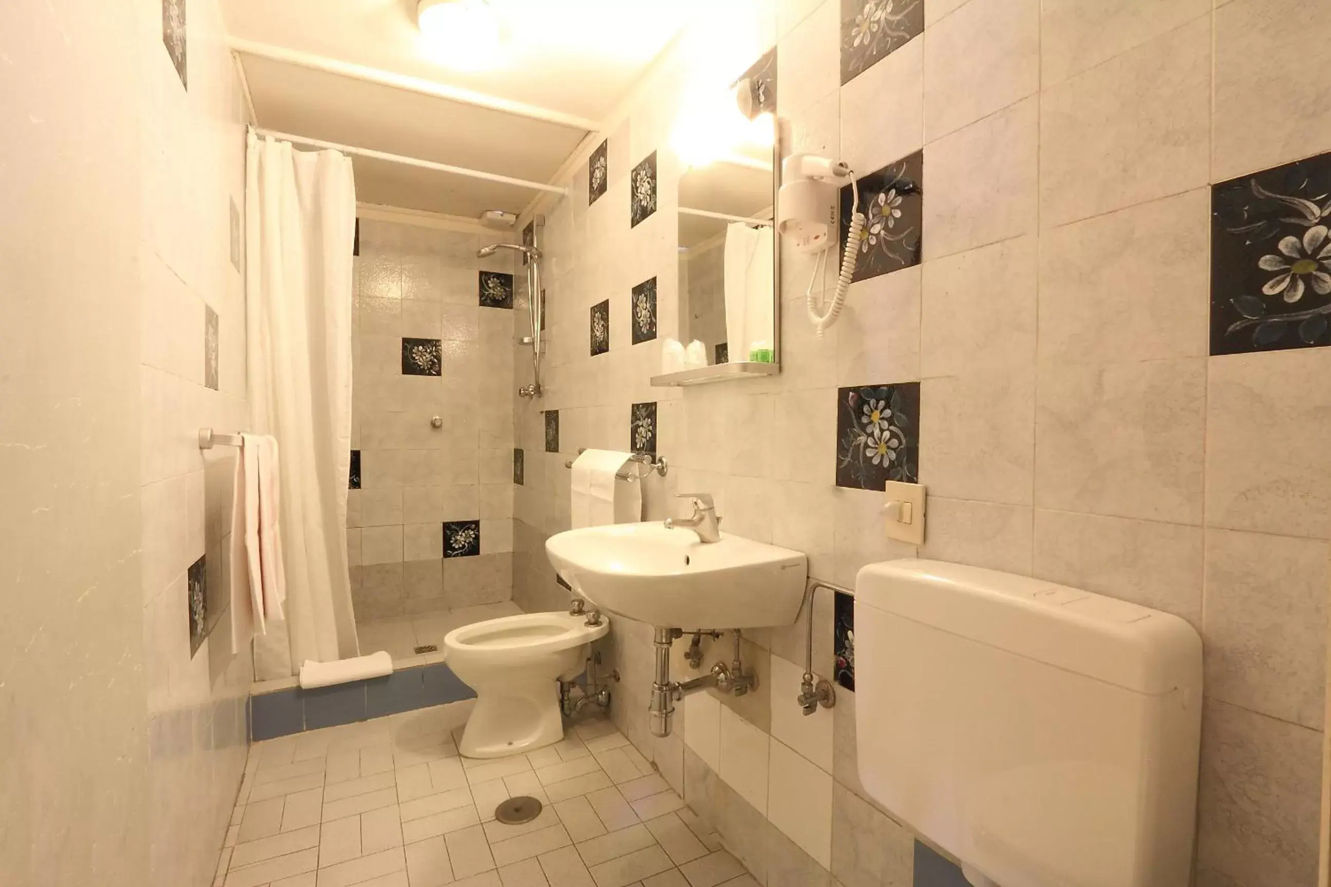 Bathroom in Hotel Bavaria