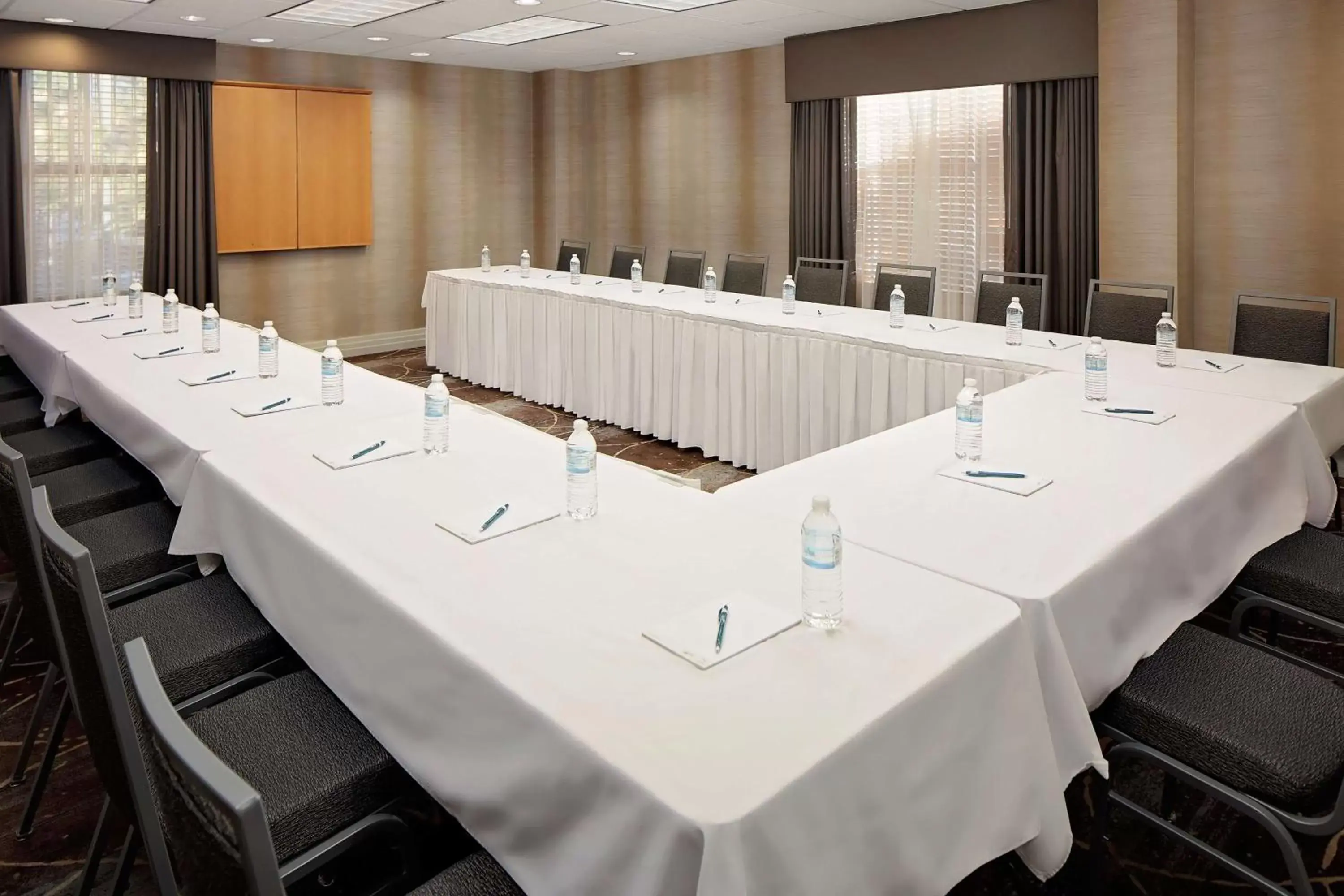Meeting/conference room in Homewood Suites by Hilton Albuquerque Uptown