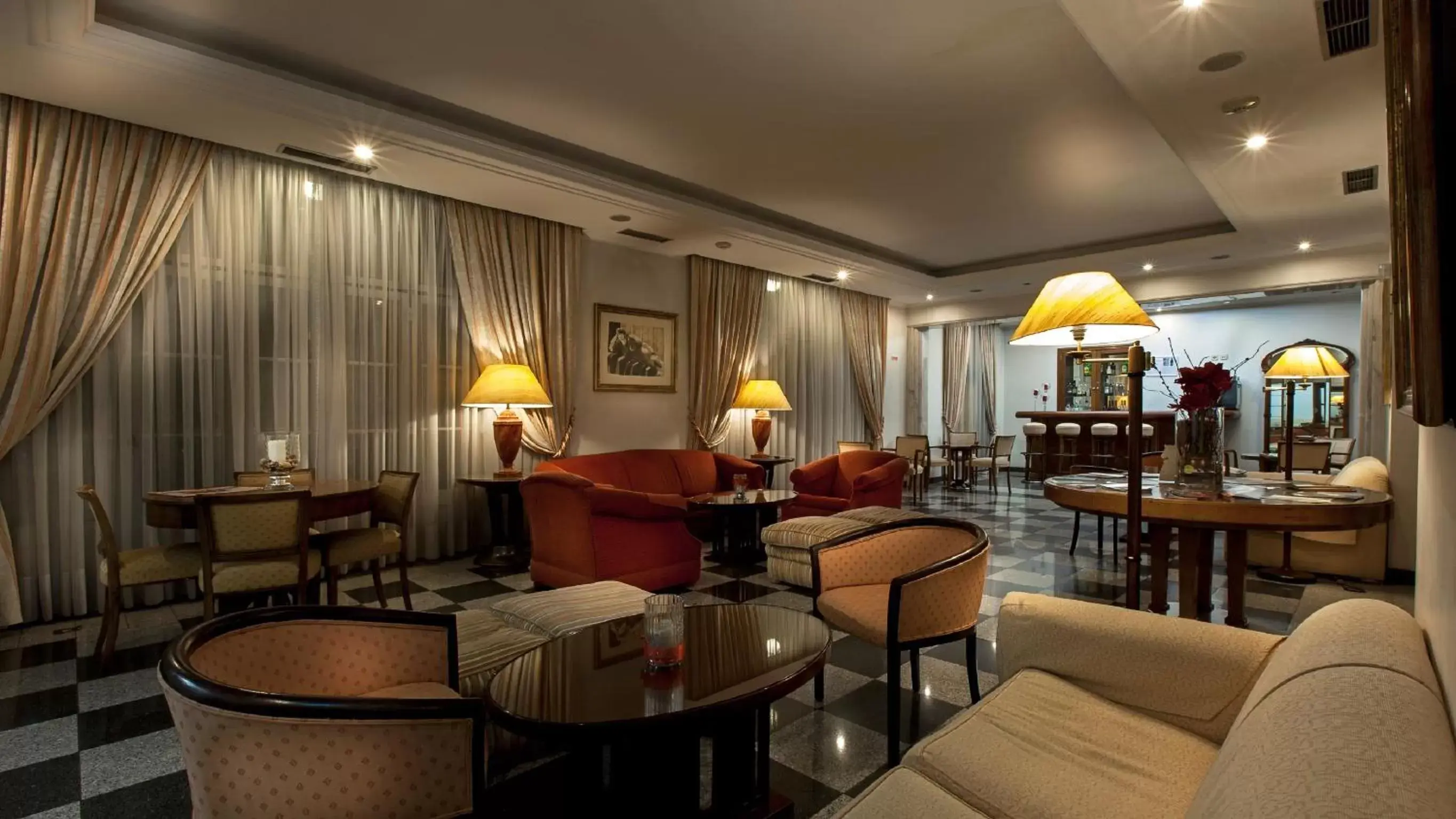 Lobby or reception, Lounge/Bar in Hotel Metropole