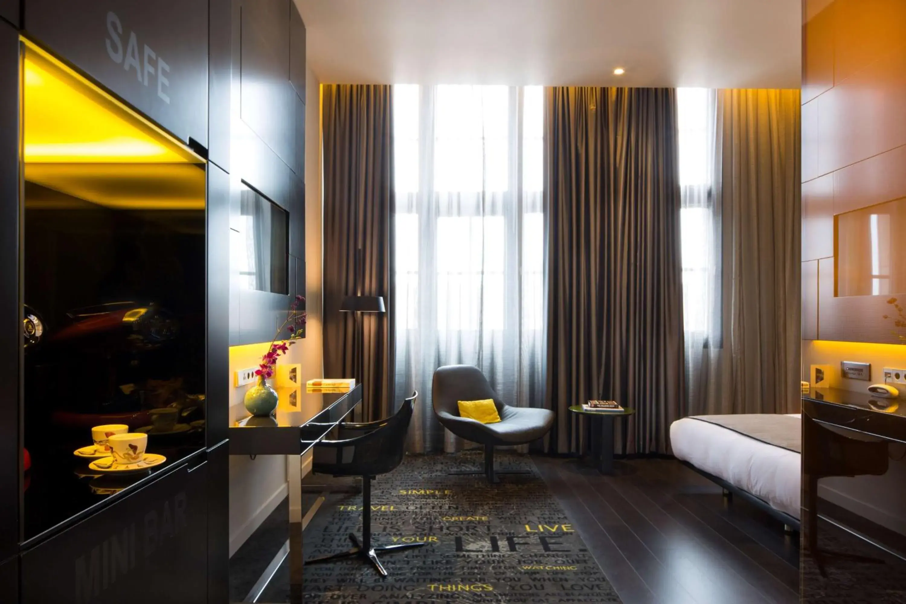 Bedroom, Seating Area in art'otel amsterdam, Powered by Radisson Hotels