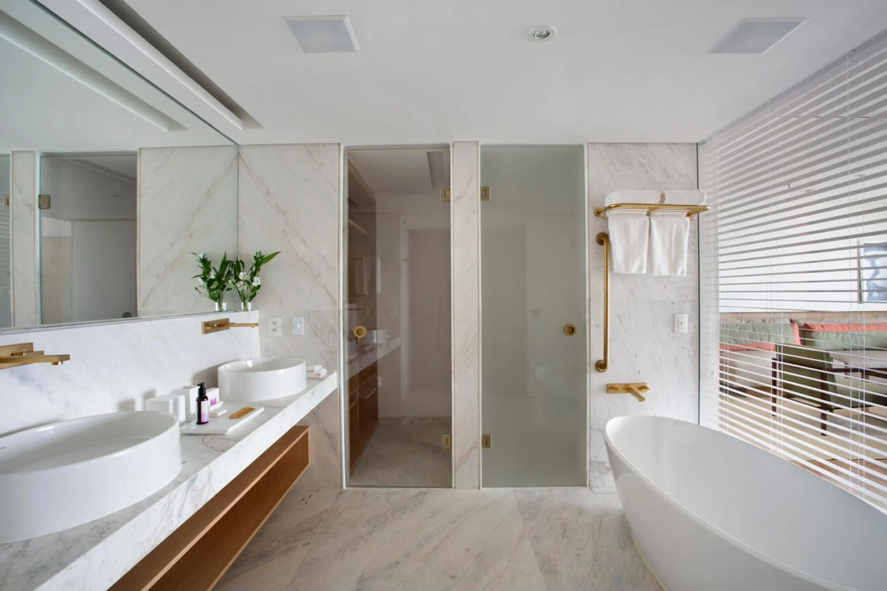 Bathroom in Emiliano Hotel Rio de Janeiro