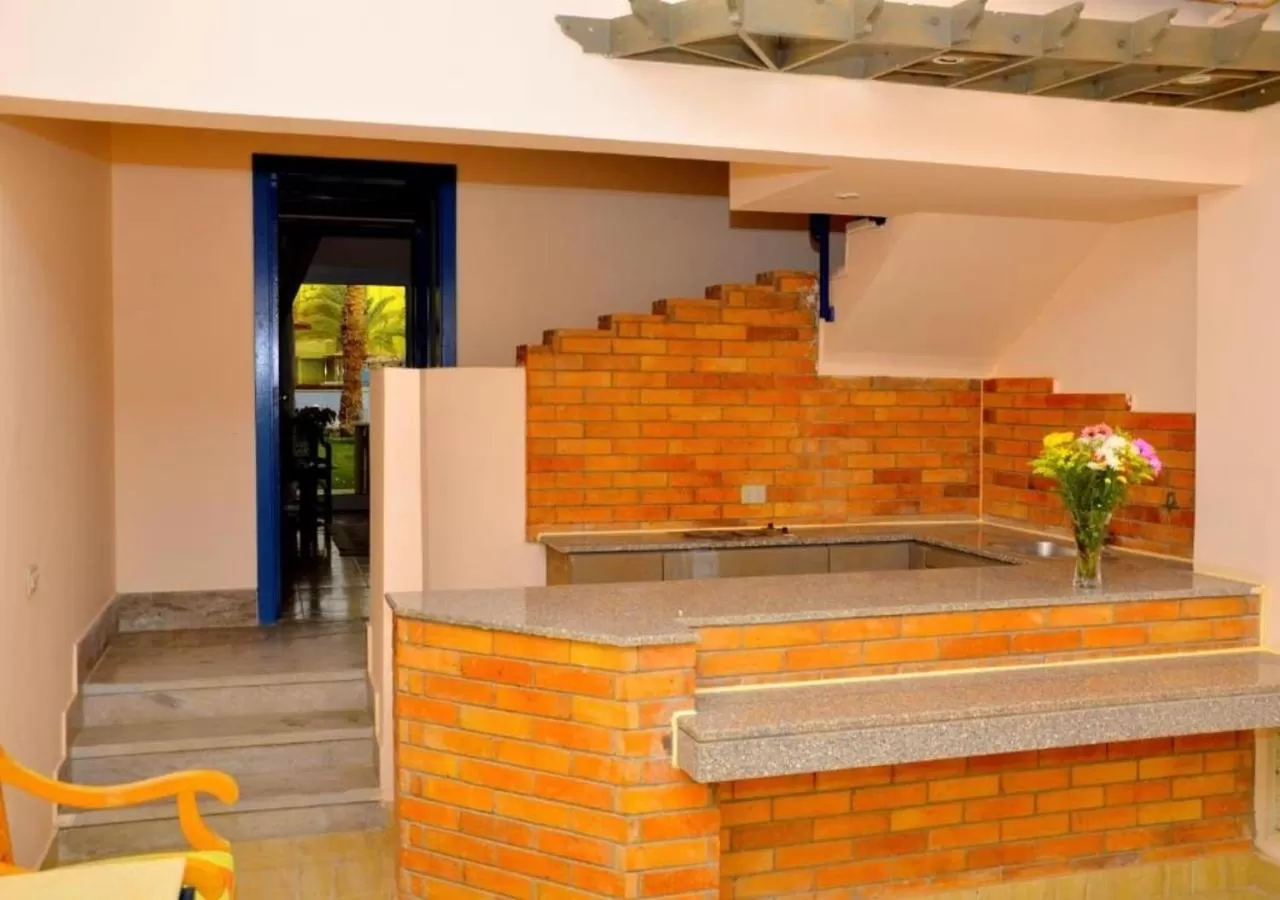 Palm Beach Resort Families and Couples only