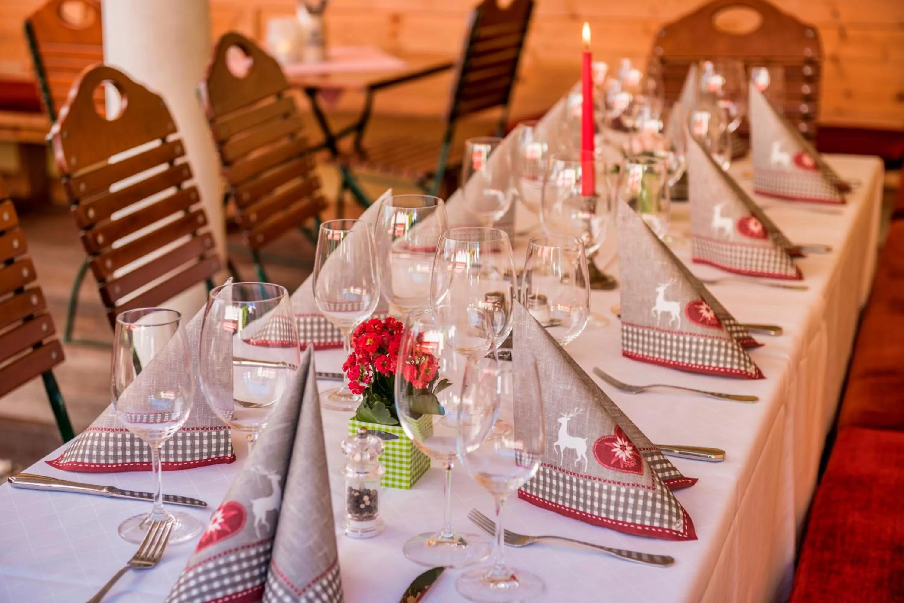 Restaurant/places to eat in Hotel Schäfflerwirt