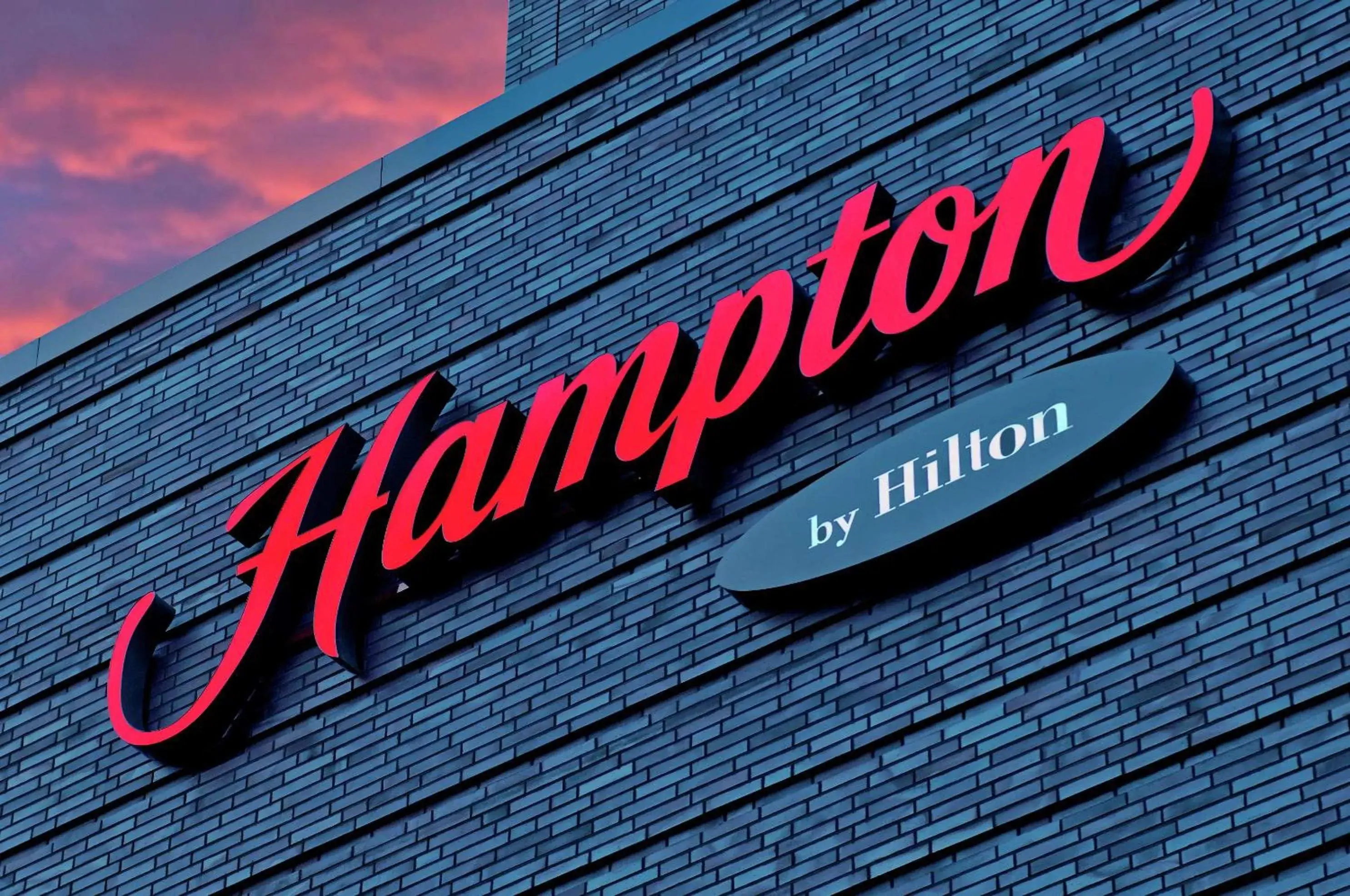 Property building, Property Logo/Sign in Hampton by Hilton Berlin City West