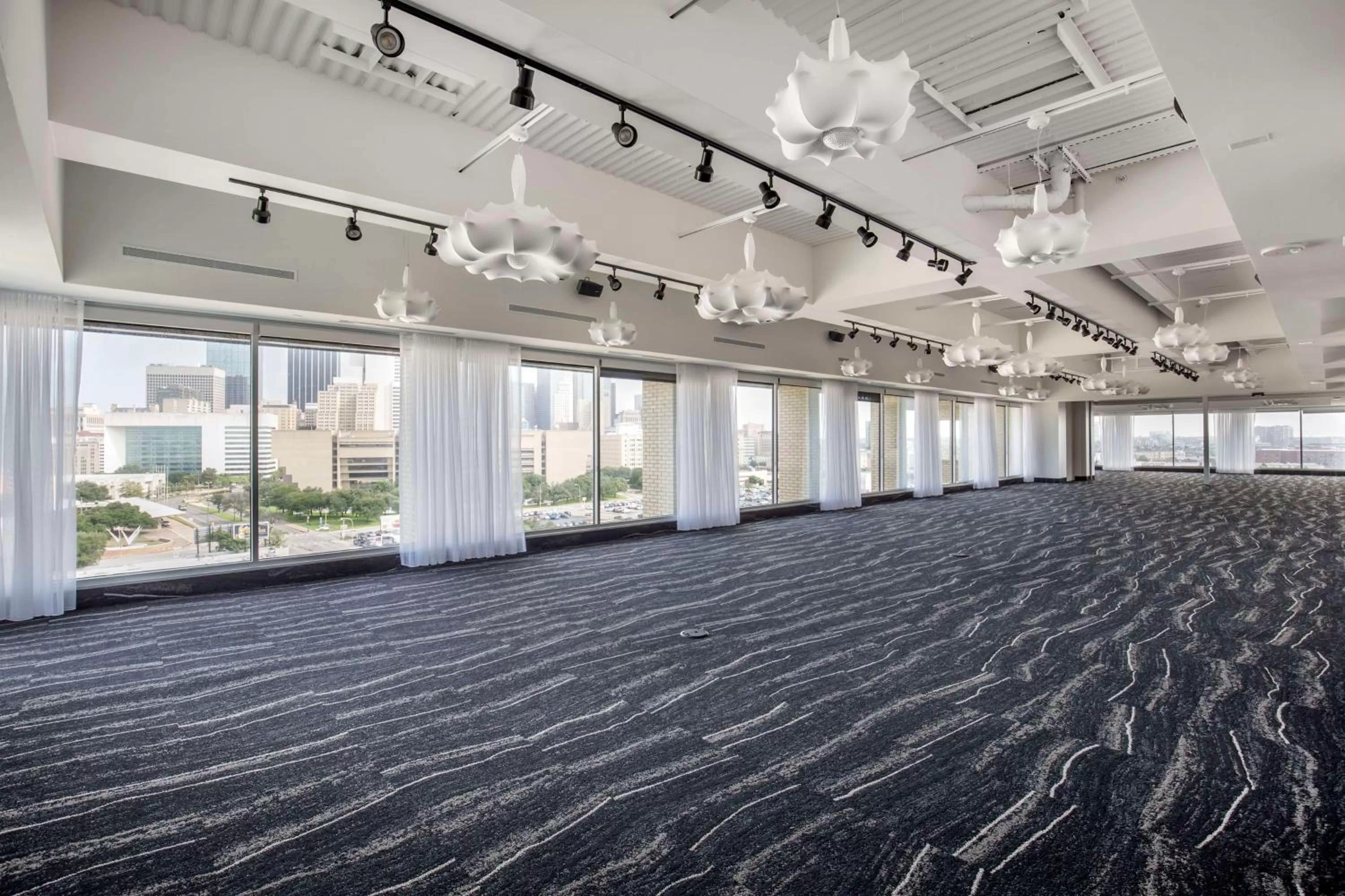 Meeting/conference room in Lorenzo Hotel Dallas, Tapestry Collection by Hilton