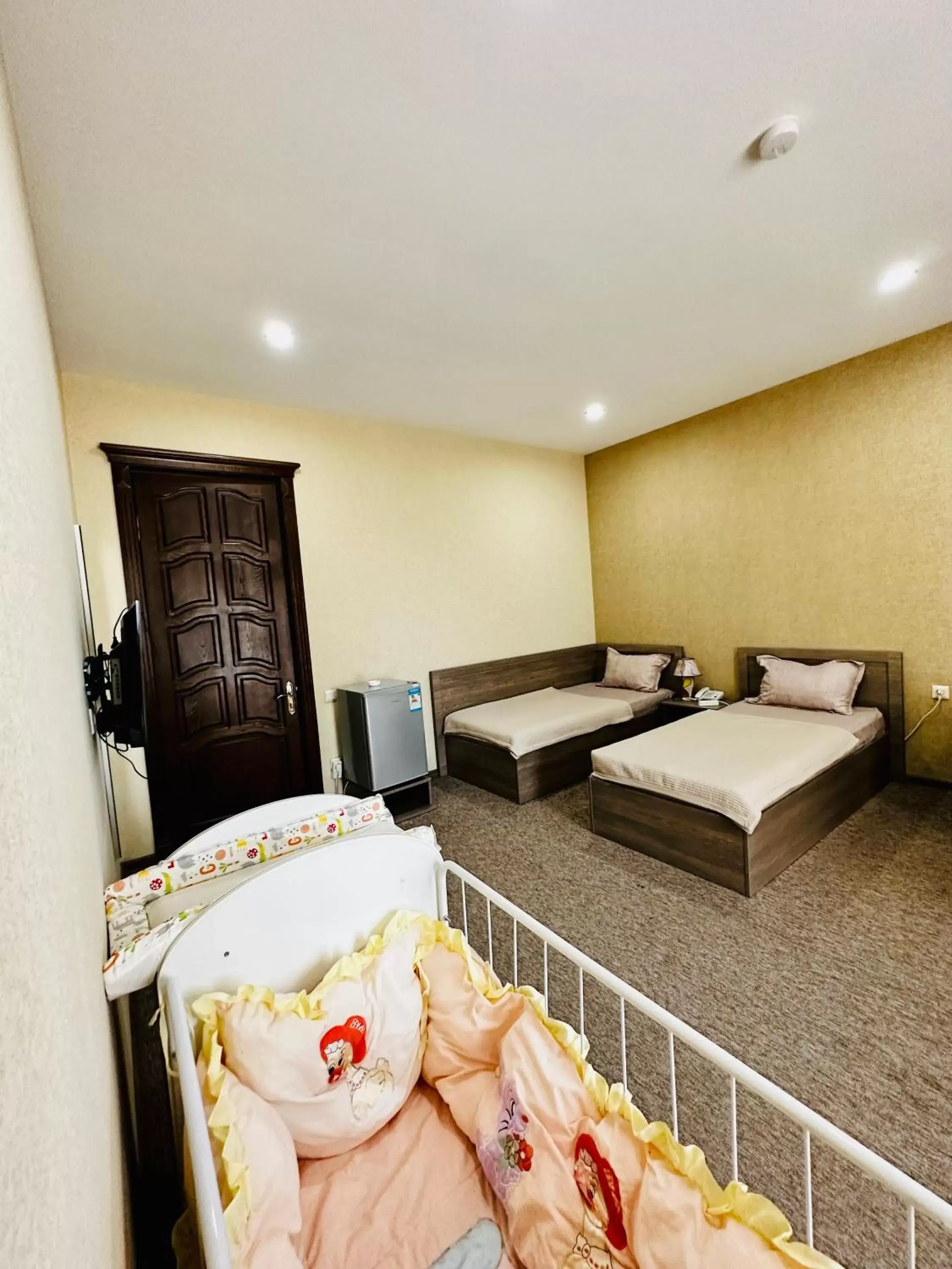 Budget Twin Room - single occupancy in Liel Budget Twin Room - single occupancy in Liel