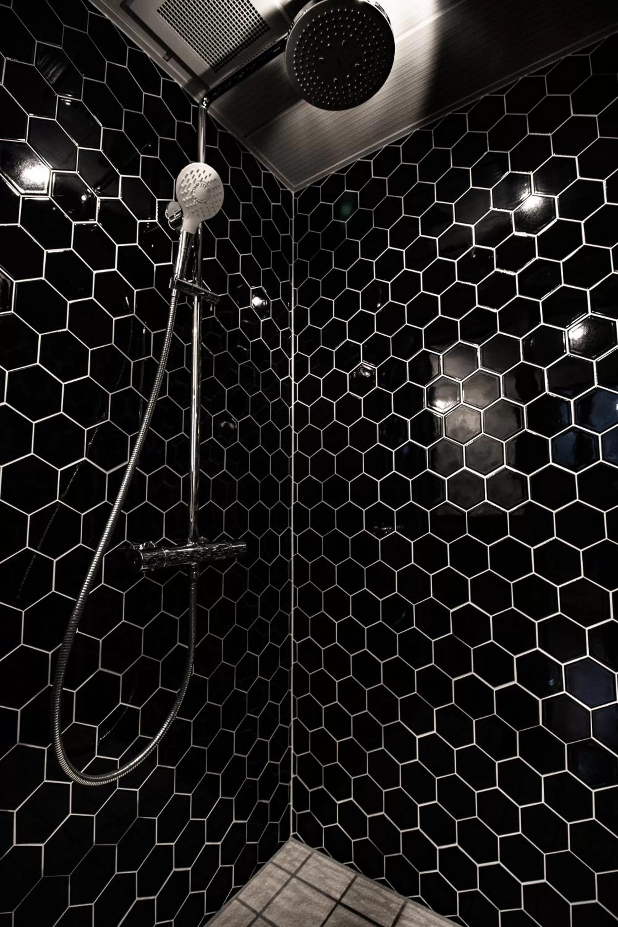 Bathroom in STARRY