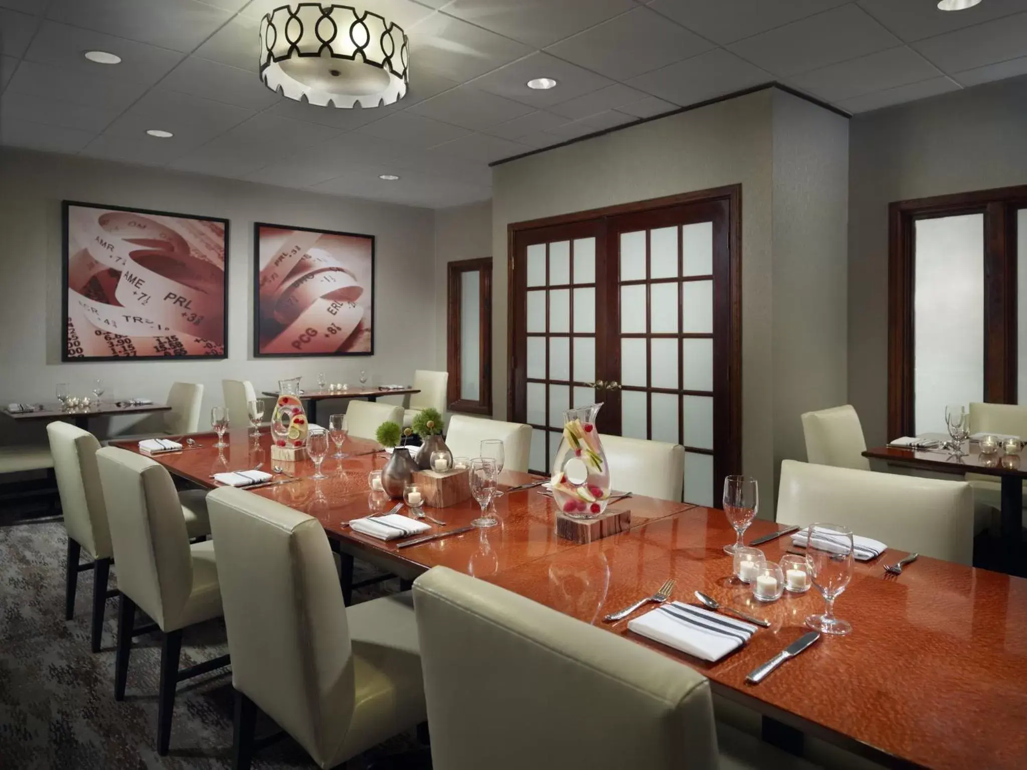 Meeting/conference room, Restaurant/Places to Eat in Omni Charlotte Hotel