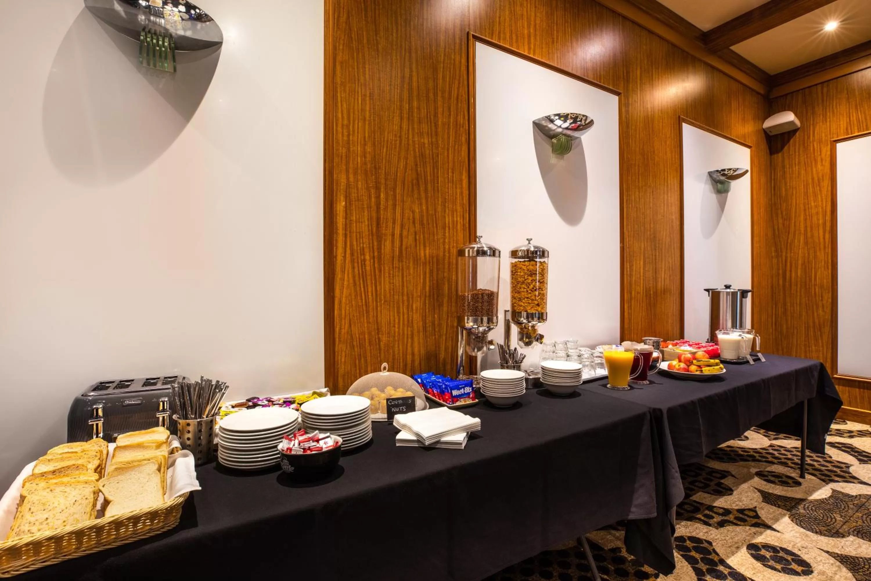 Continental breakfast in Nightcap at the Ranch Hotel