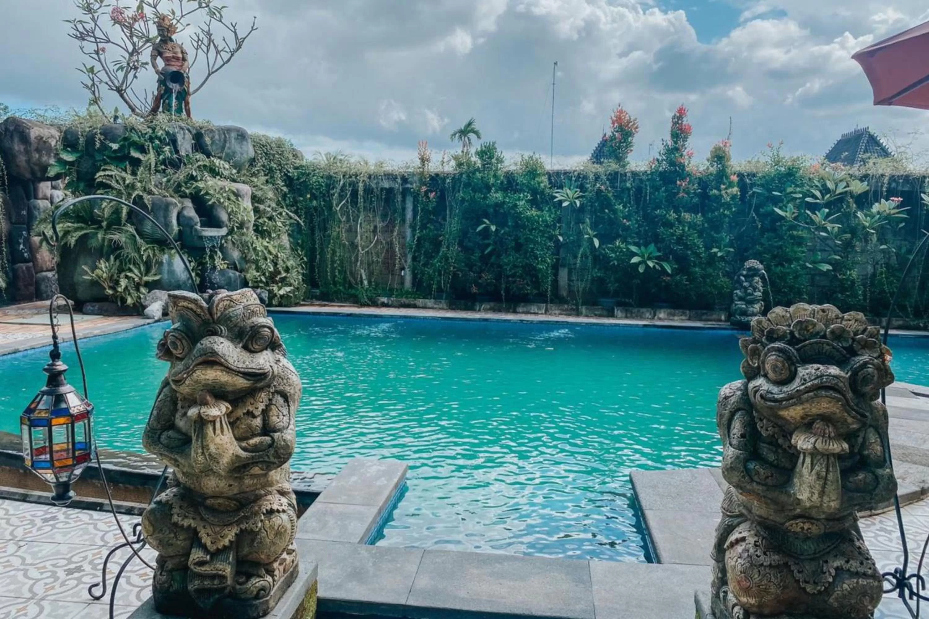Swimming pool in Menzel Ubud
