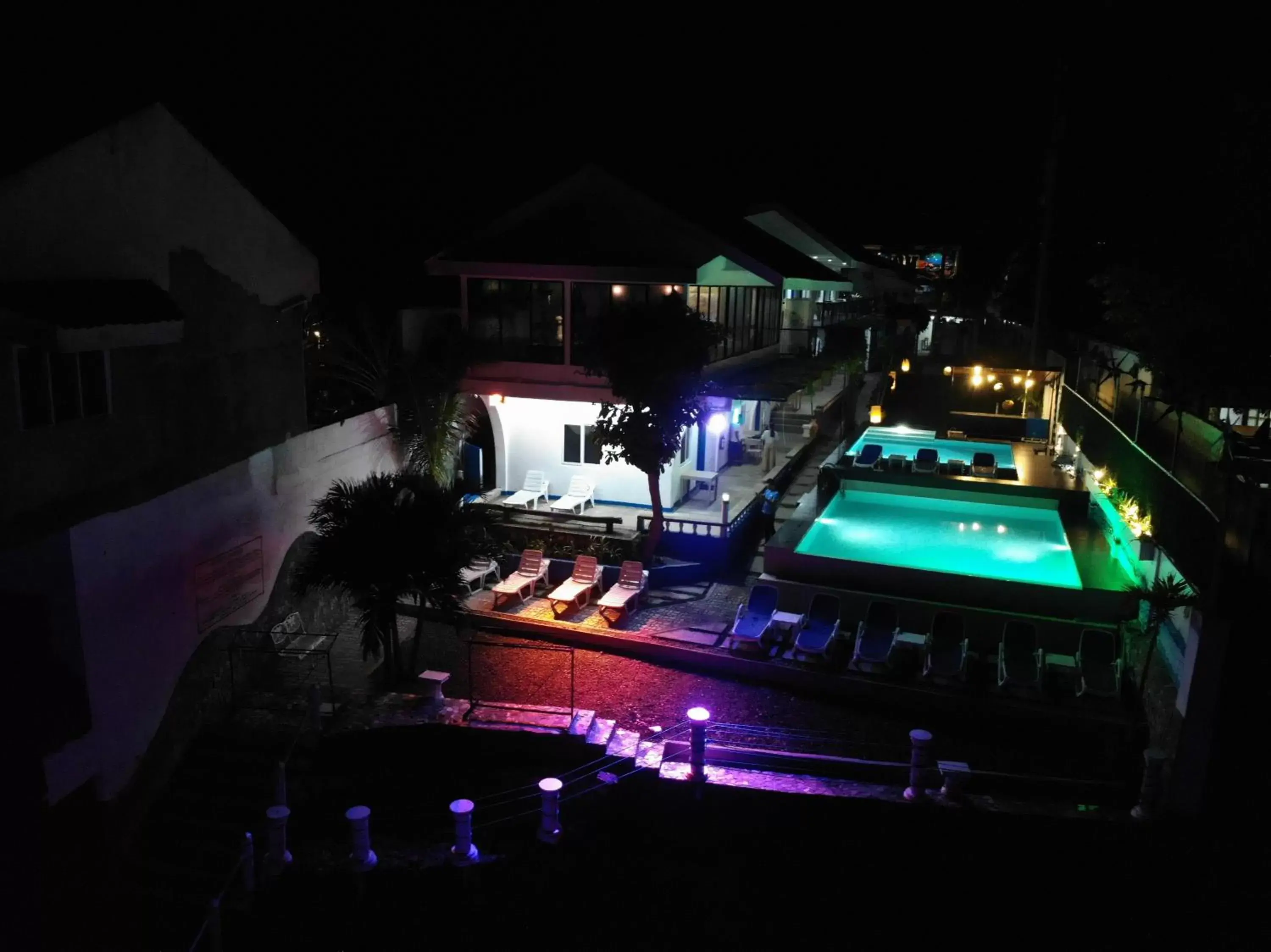 Bird's eye view, Pool View in Pescadores Suites Moalboal