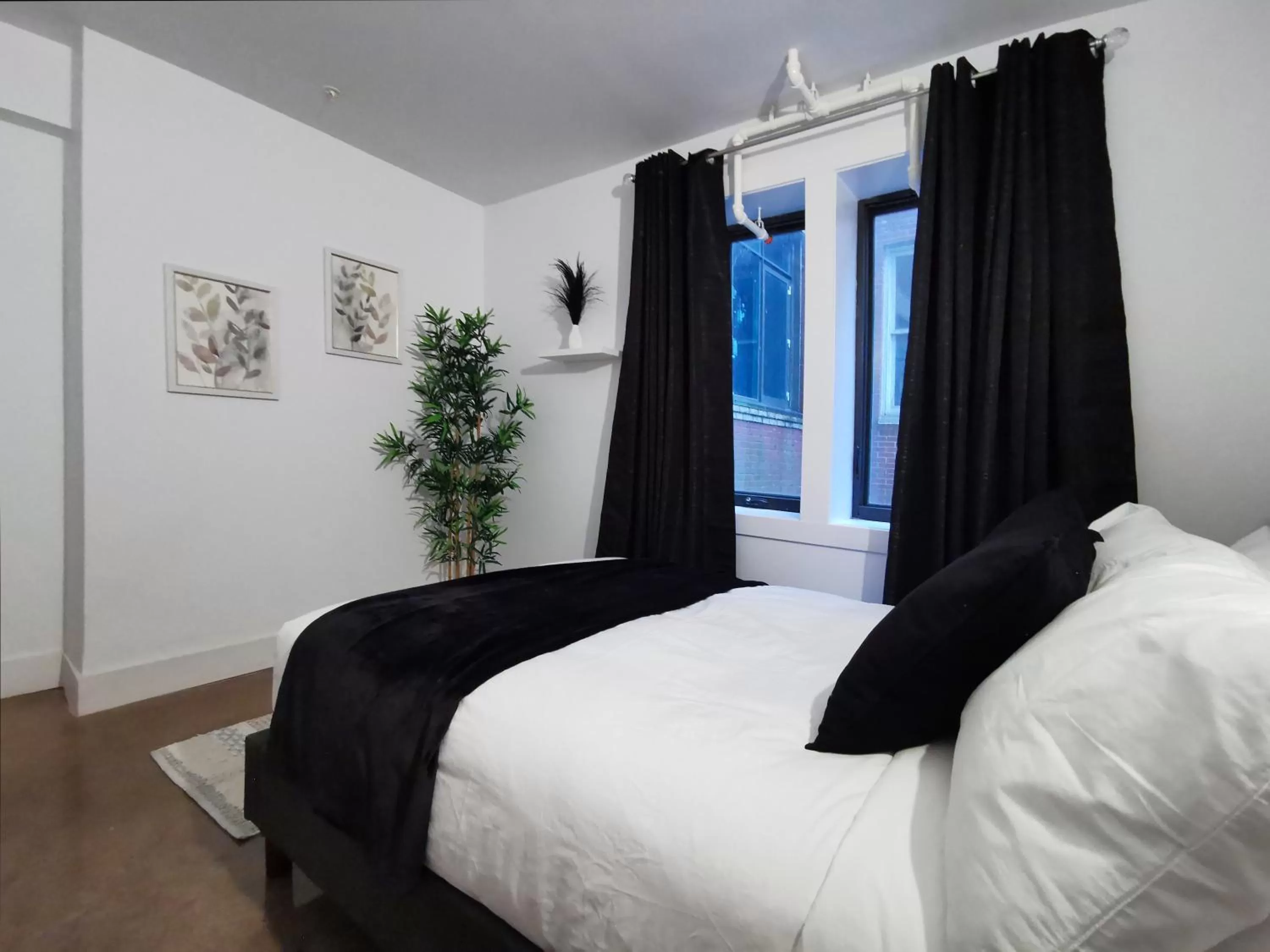 Bed in Cameo Hotel and Suites