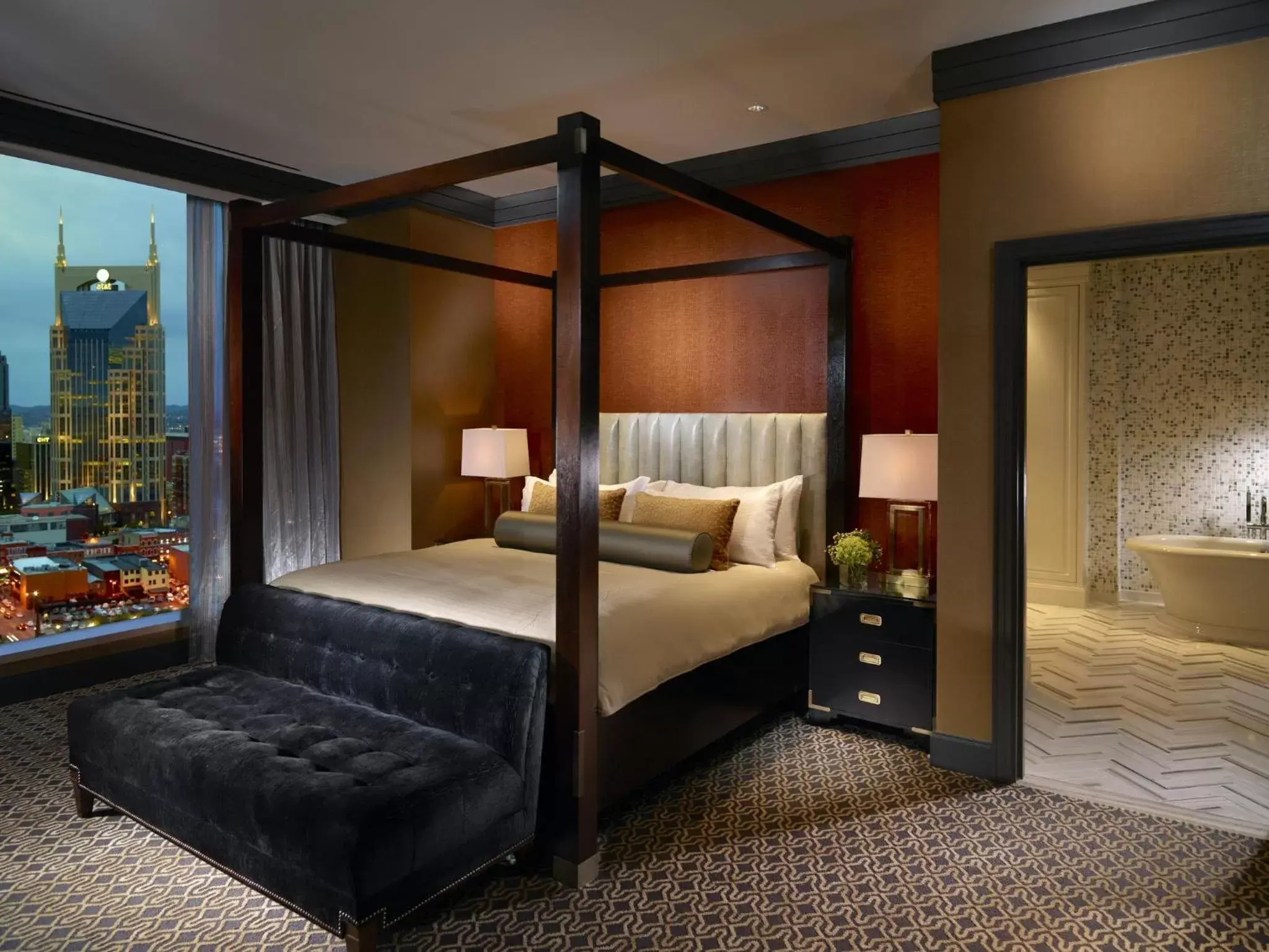 Photo of the whole room, Bed in Omni Nashville Hotel