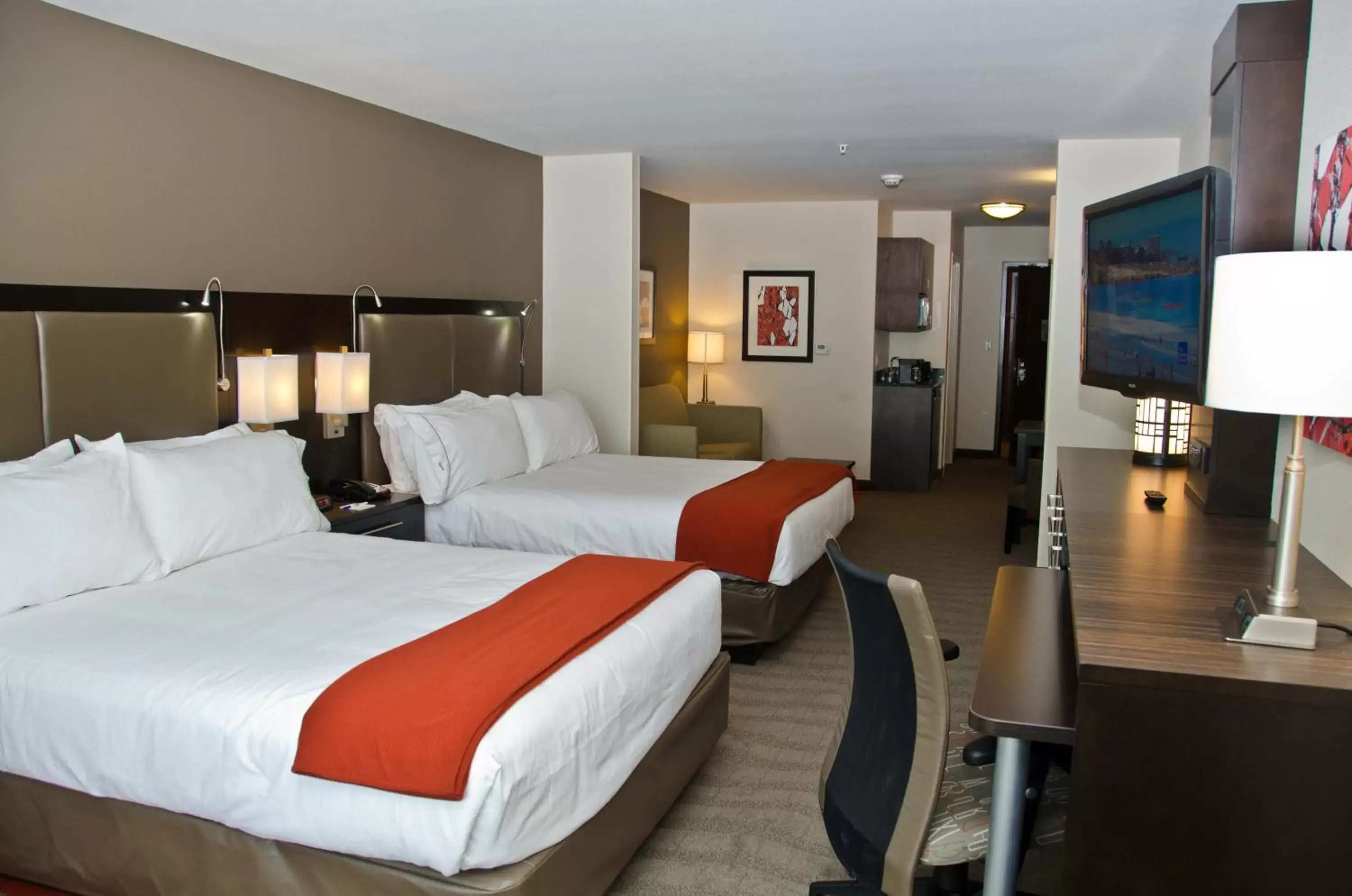 Queen Suite with Two Queen Beds - Communications Accessible in Holiday Inn Express & Suites Columbus - Easton Area by IHG Queen Suite with Two Queen Beds - Communications Accessible in Holiday Inn Express & Suites Columbus - Easton Area by IHG