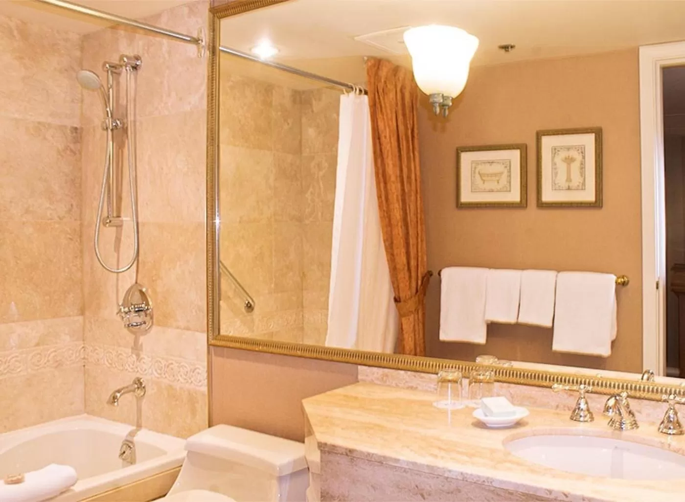 Bathroom in Wedgewood Hotel & Spa - Relais & Chateaux