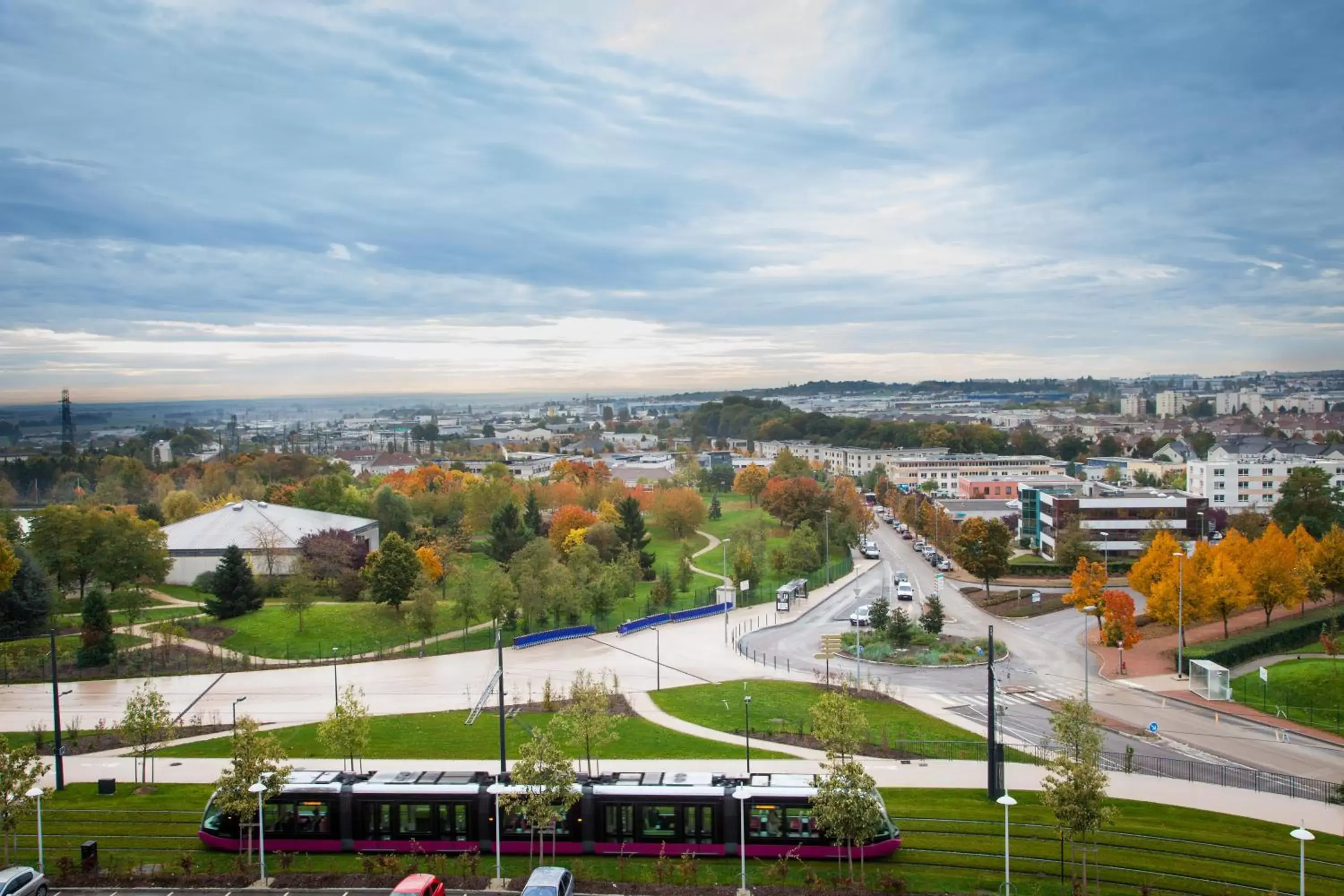 Property building in Holiday Inn Dijon Toison D'or, an IHG Hotel