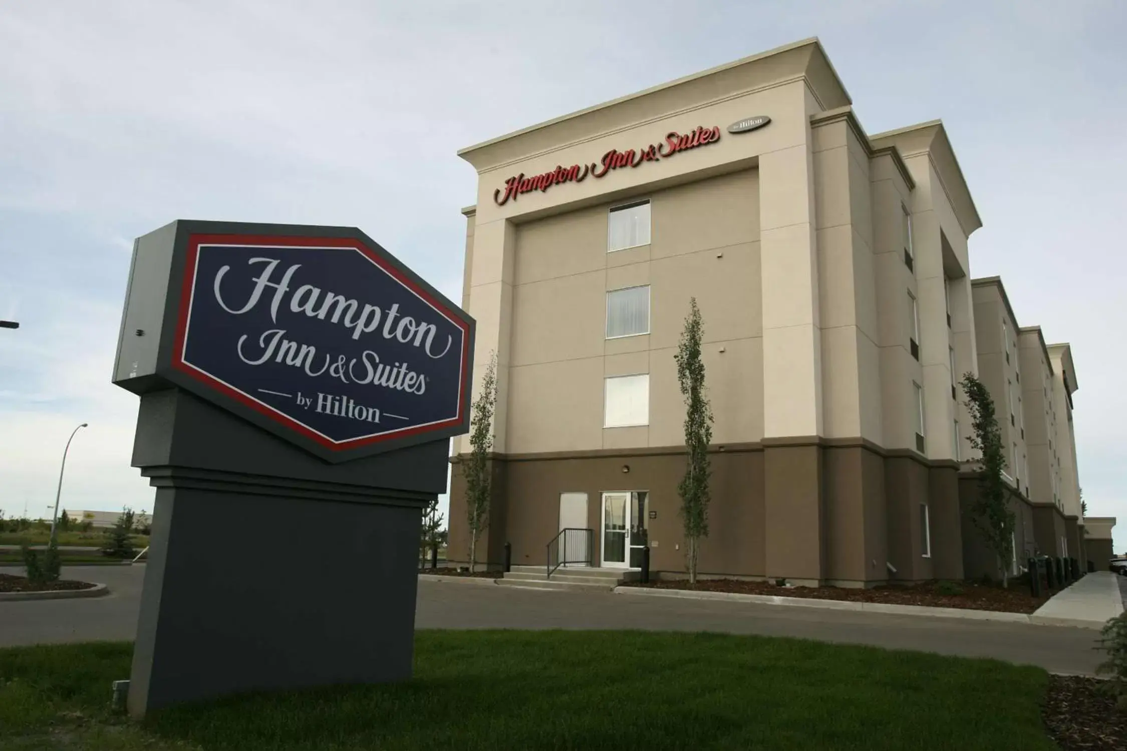 Property building in Hampton Inn & Suites Red Deer Property building in Hampton Inn & Suites Red Deer