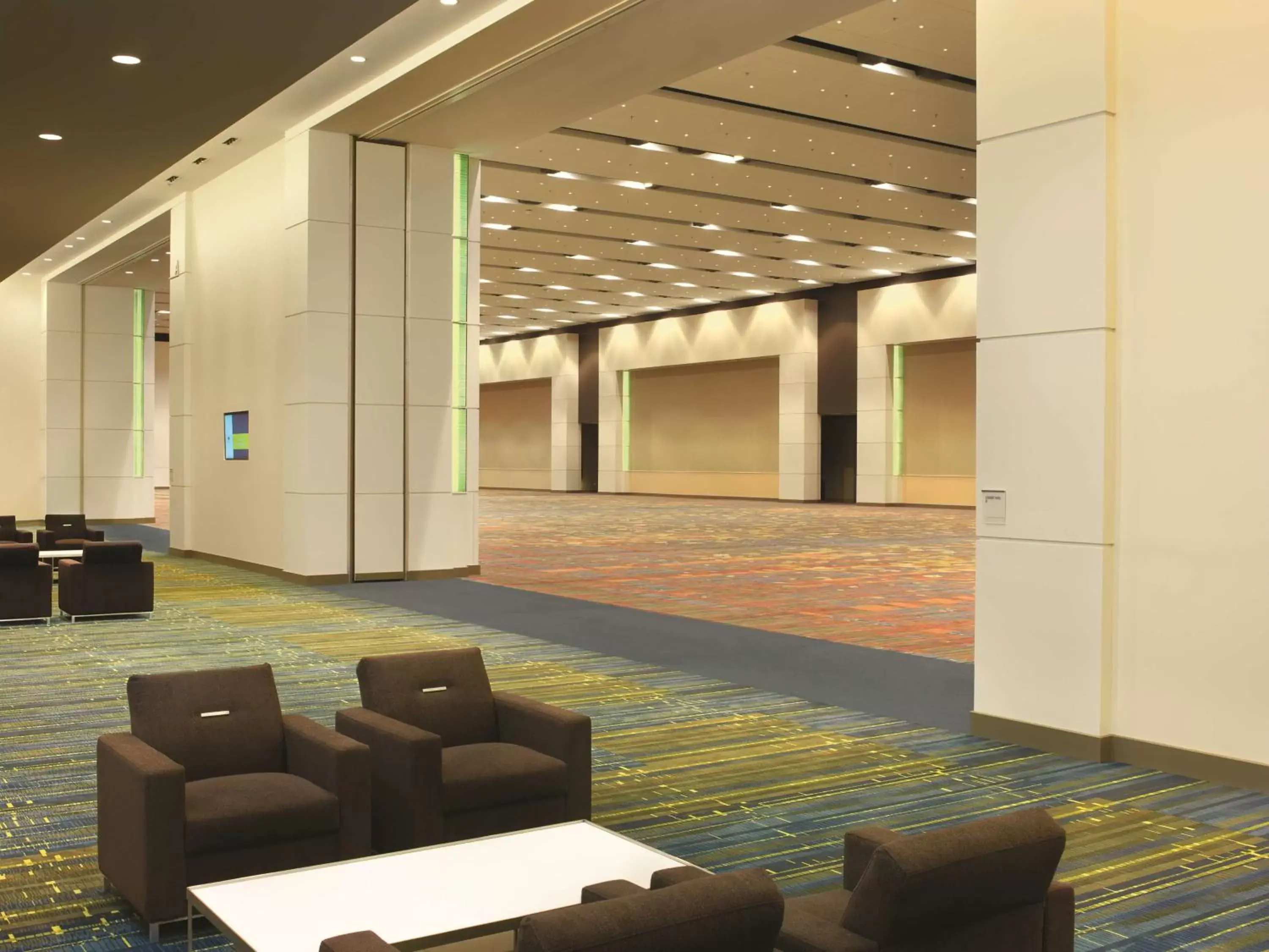 Meeting/conference room in DoubleTree by Hilton Hotel Cedar Rapids Convention Complex