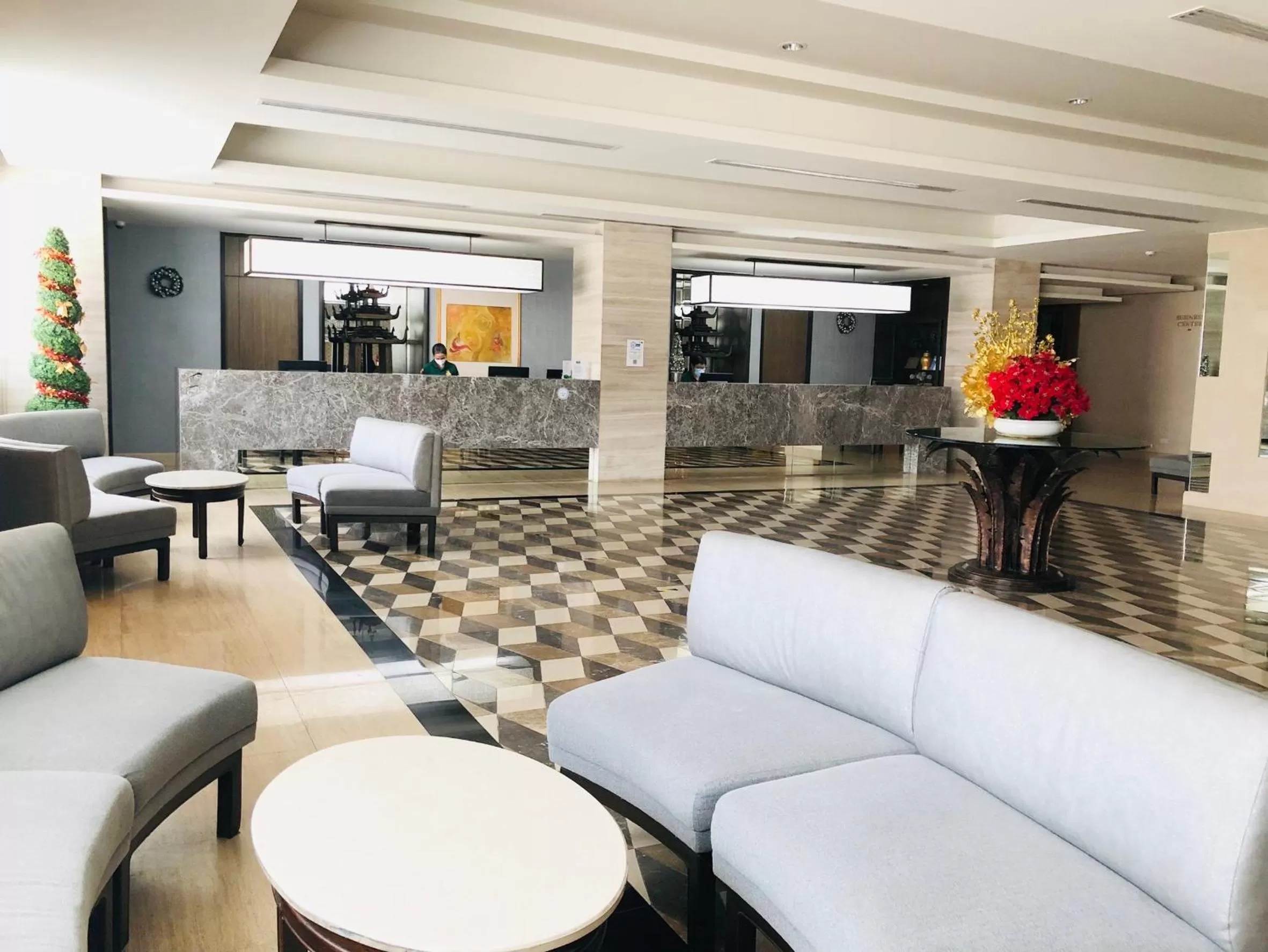 Lobby or reception in Indra Regent Hotel