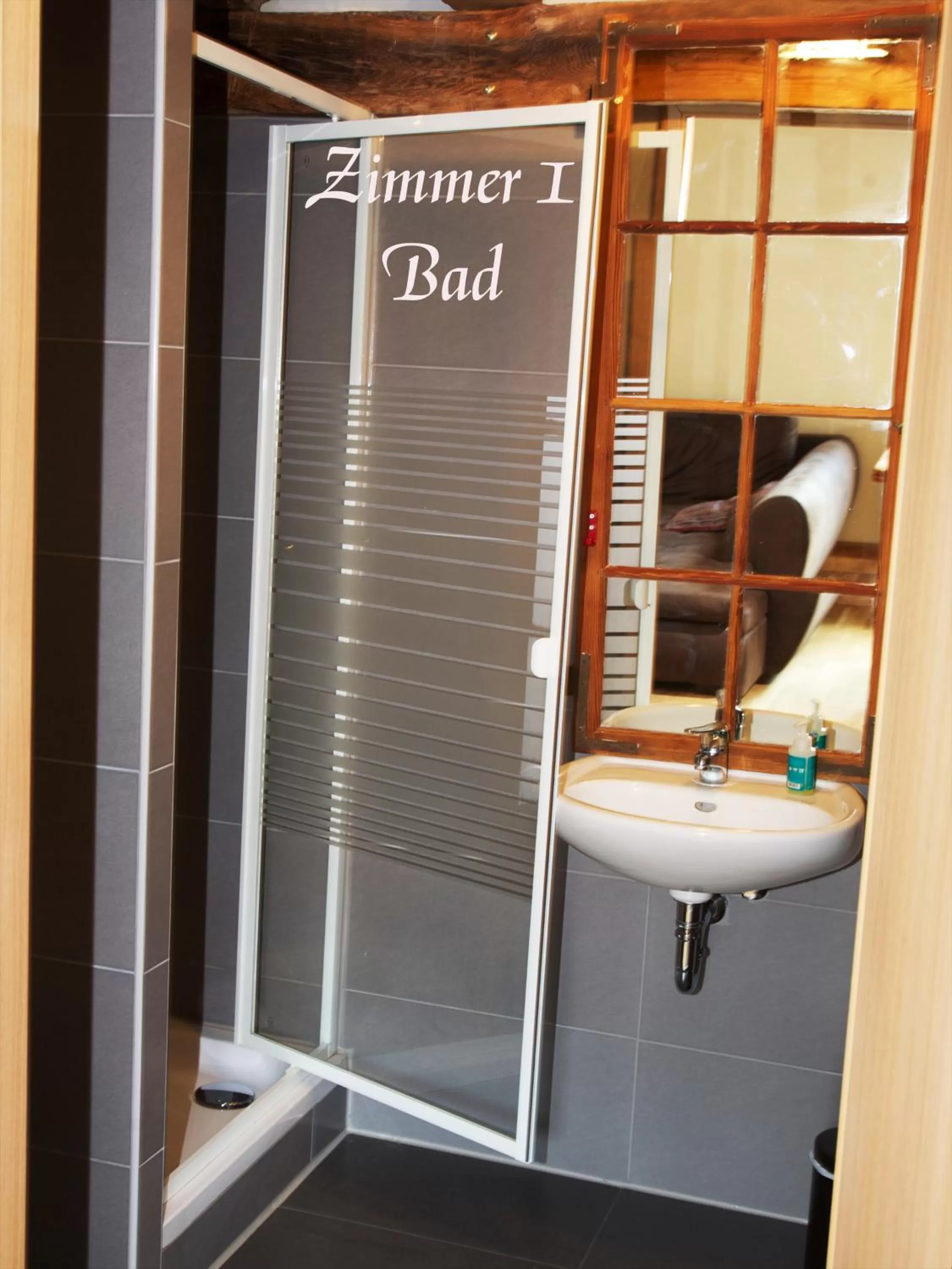 Bathroom in Alte Kass Hotel & Kaffeehaus