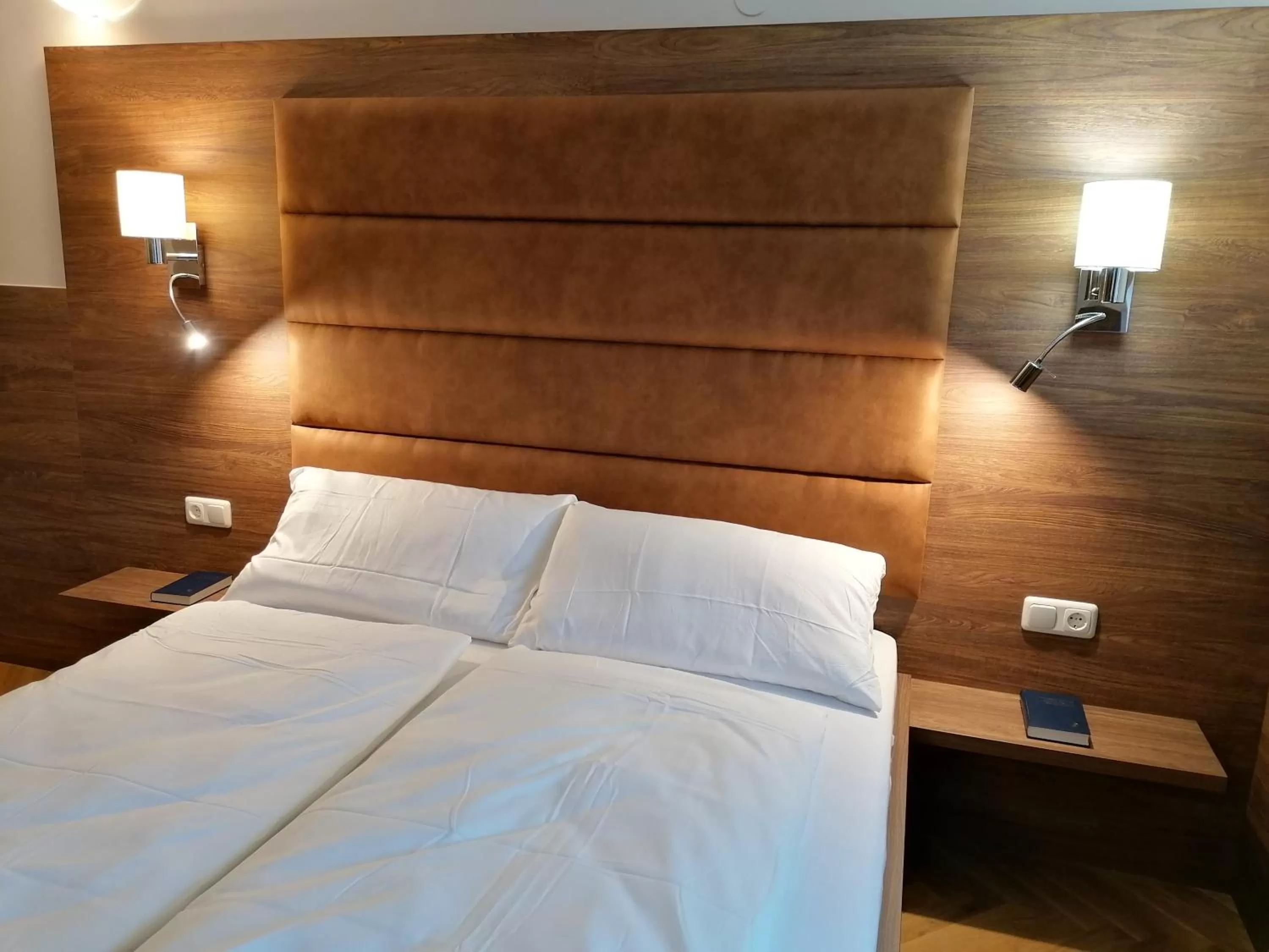 Bedroom, Bed in GOLDEN STAR - Premium Apartments