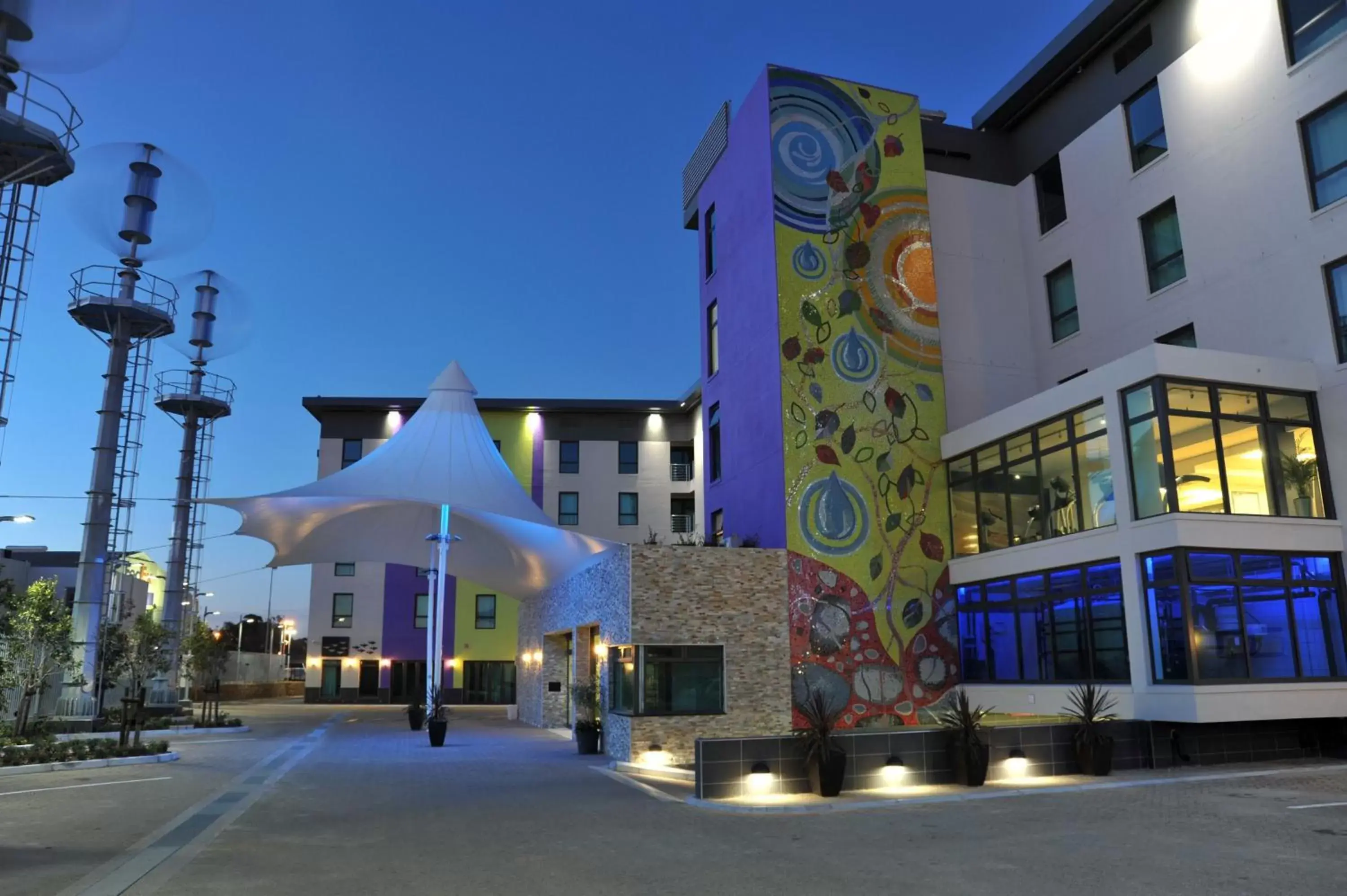 Facade/entrance, Property Building in Hotel Verde Cape Town Airport