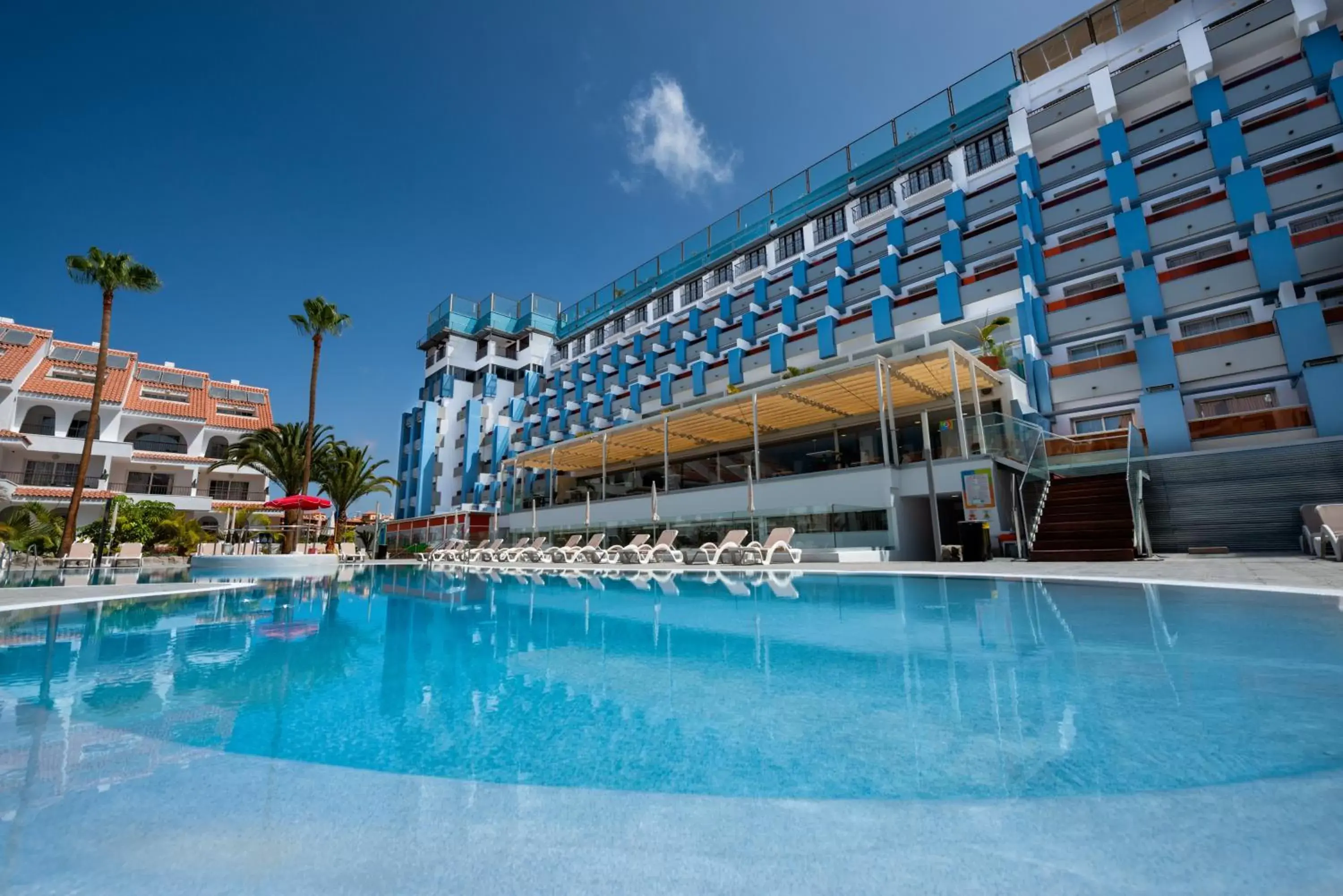 Pool view in Paradise Park Fun Lifestyle Hotel Pool view in Paradise Park Fun Lifestyle Hotel