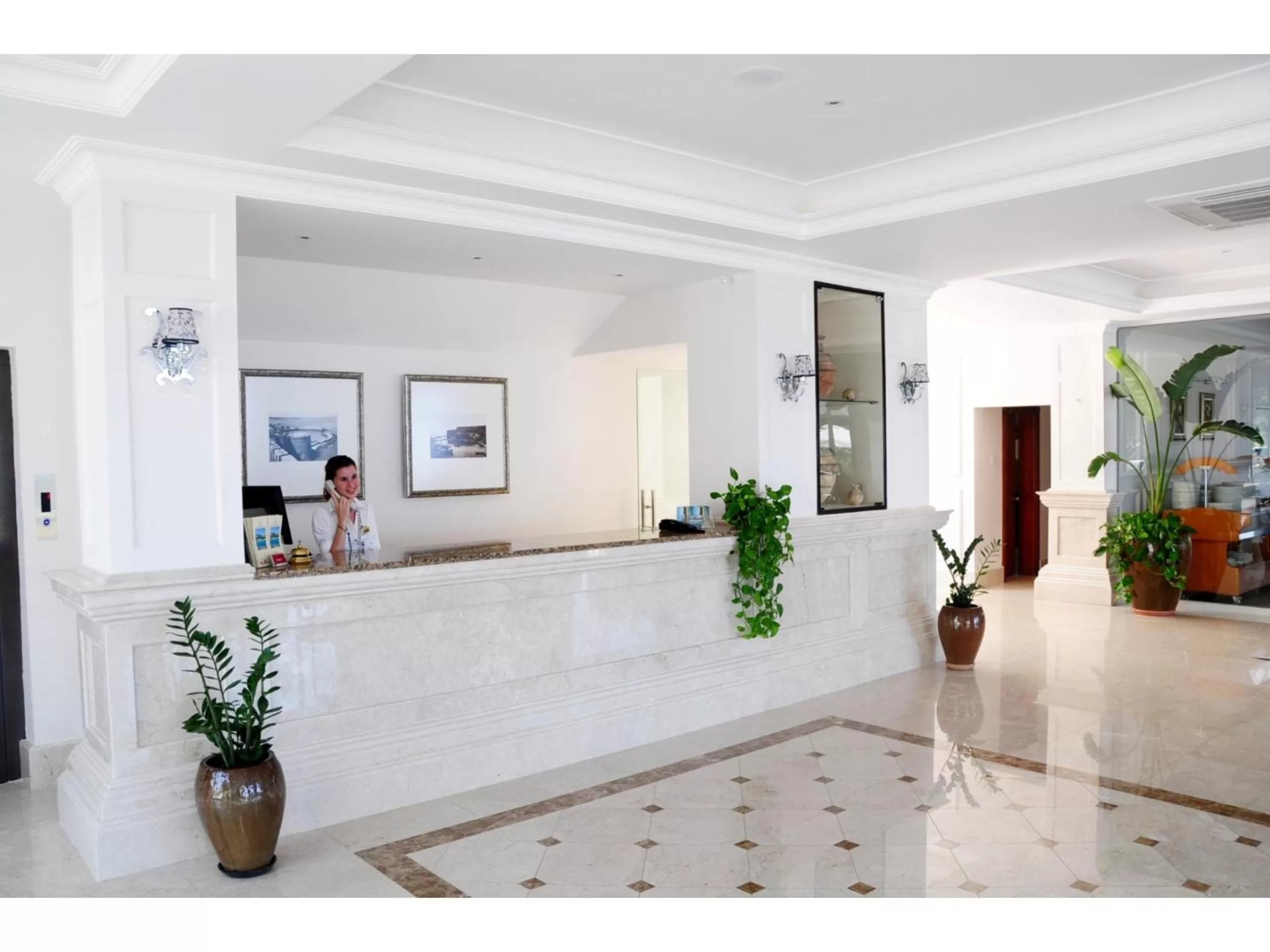 Lobby or reception in Denizkizi Hotel