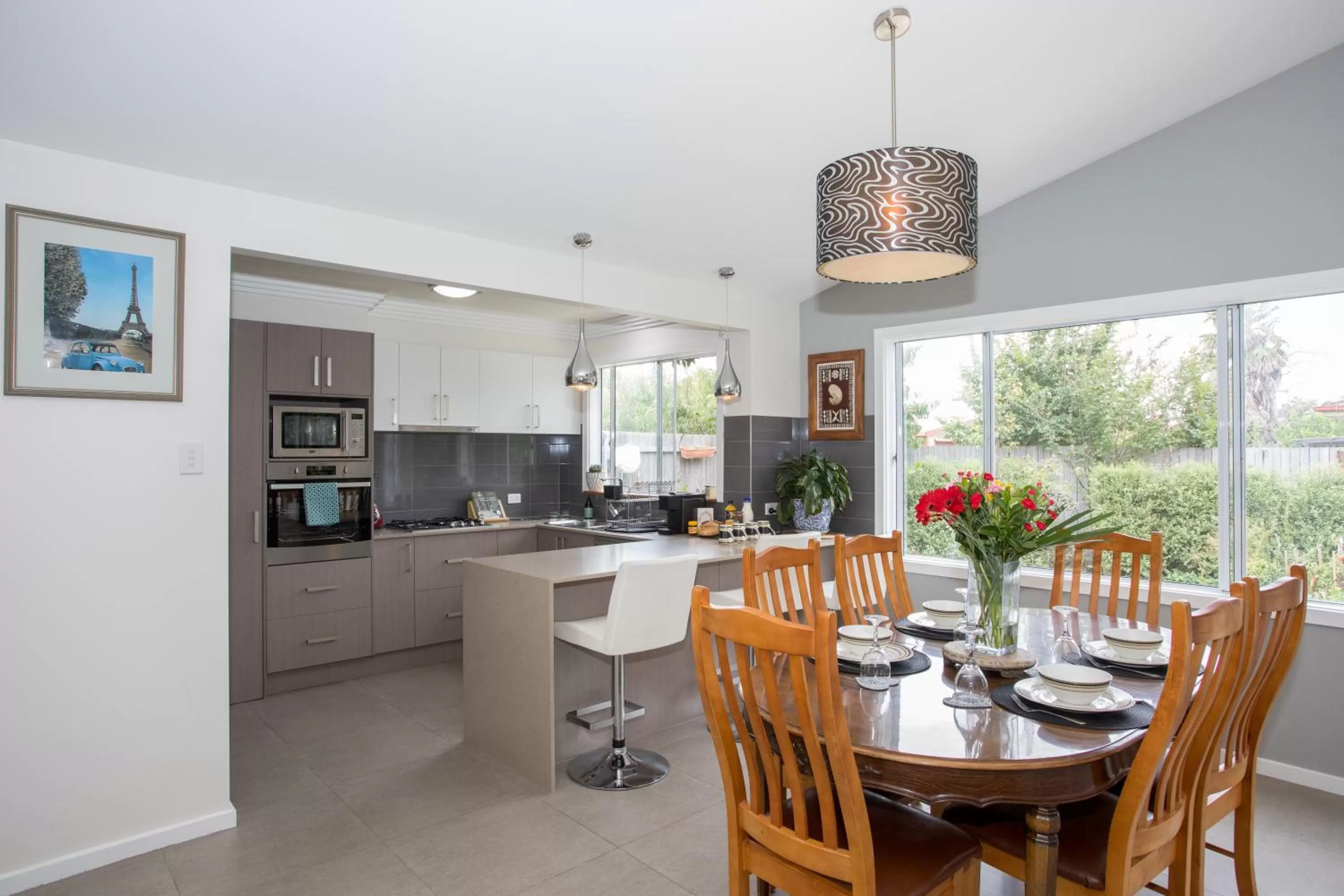 Kitchen or kitchenette in Armidale Cottage on Barney - House 2