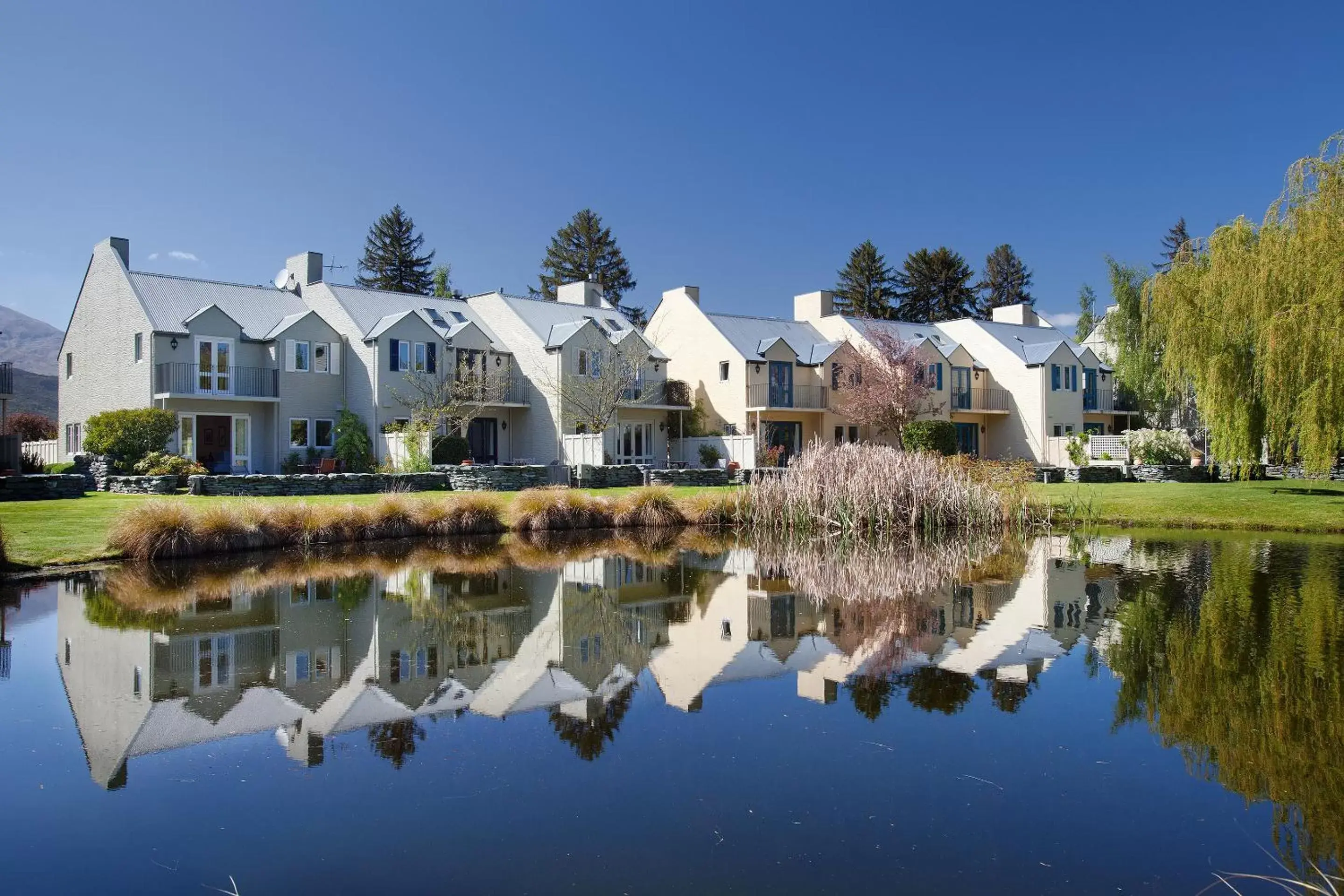 Property building, Swimming Pool in Millbrook Resort