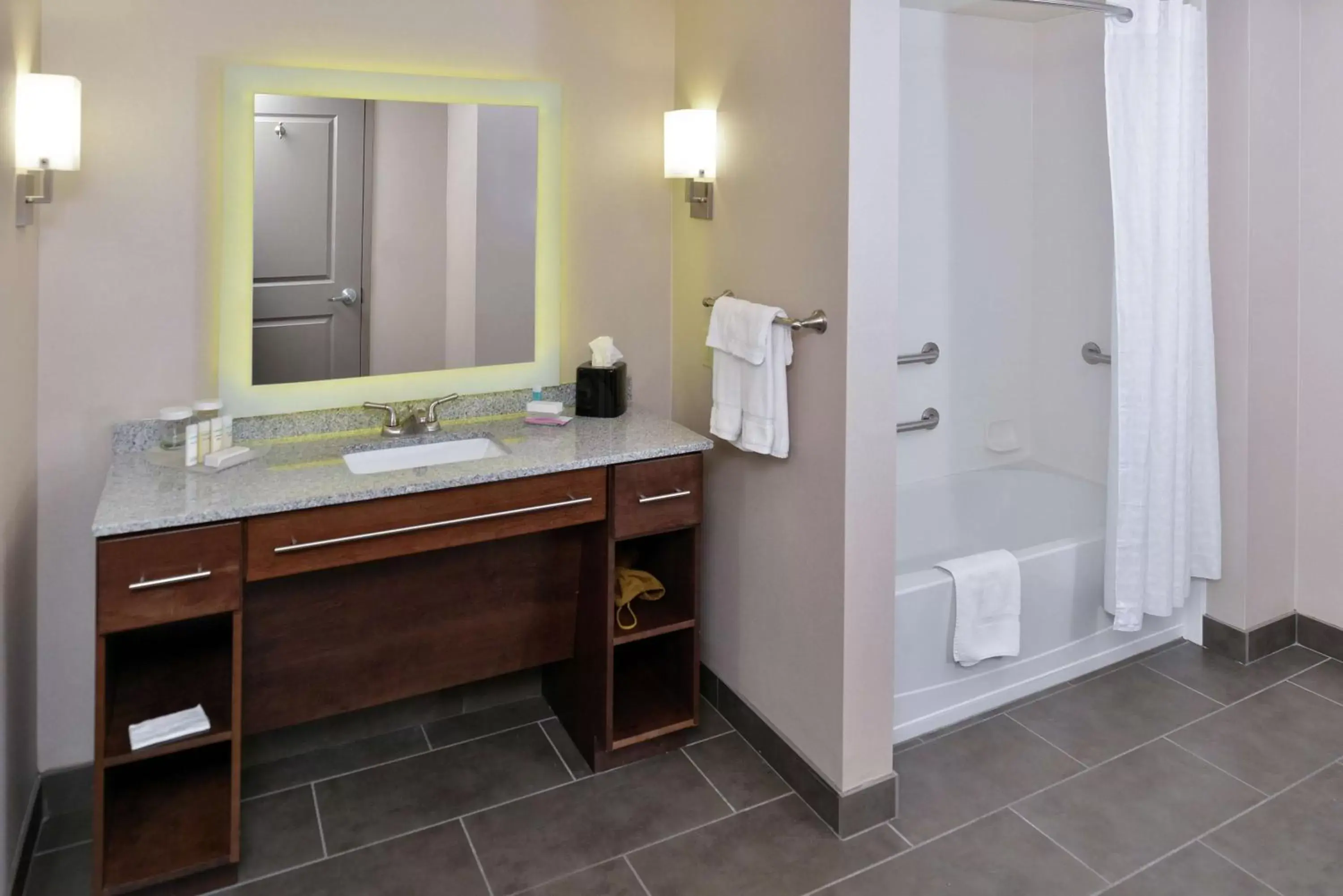 Bathroom in Homewood Suites by Hilton Cincinnati/Mason