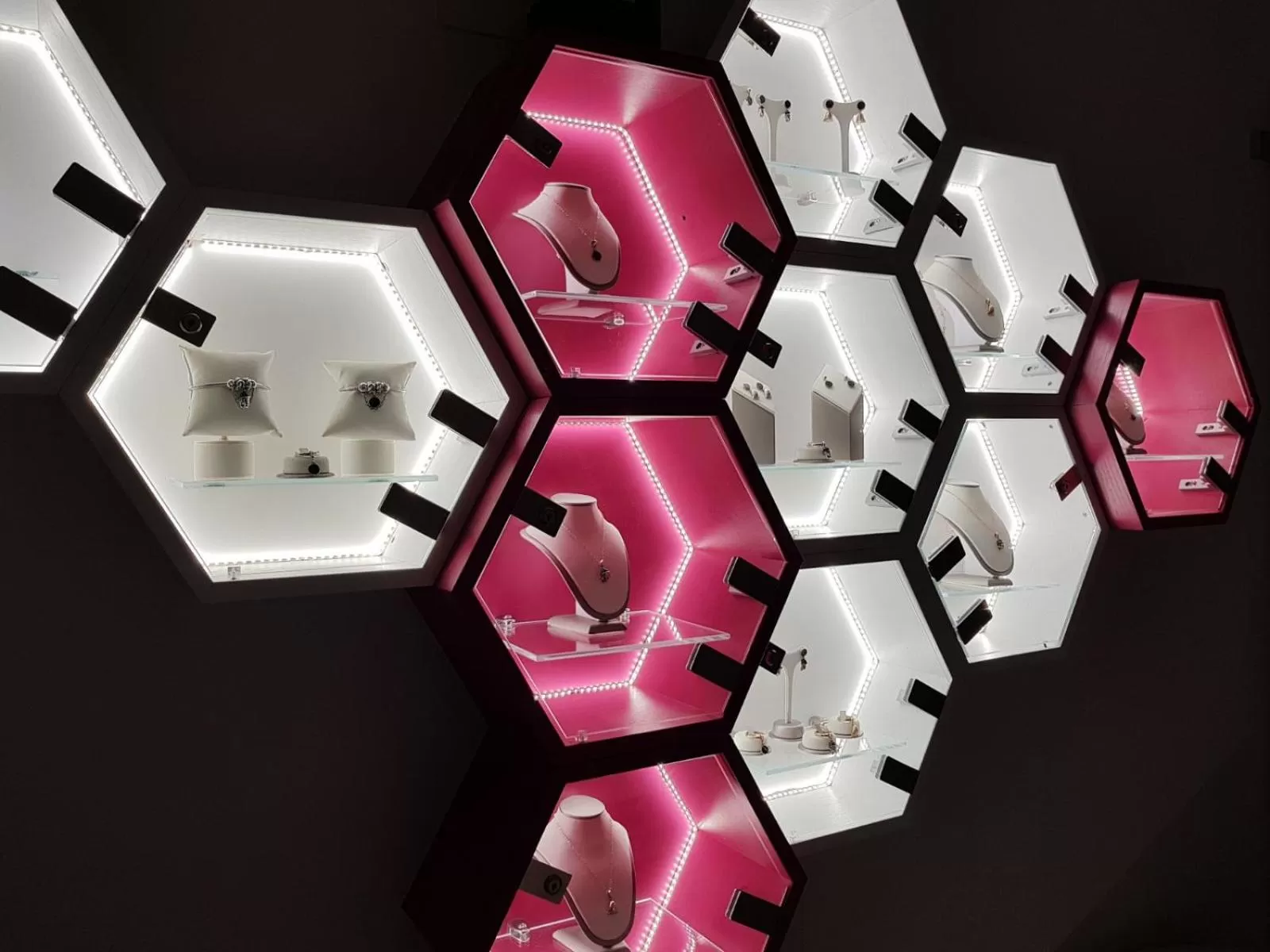 On-site shops in Hotel Nunù